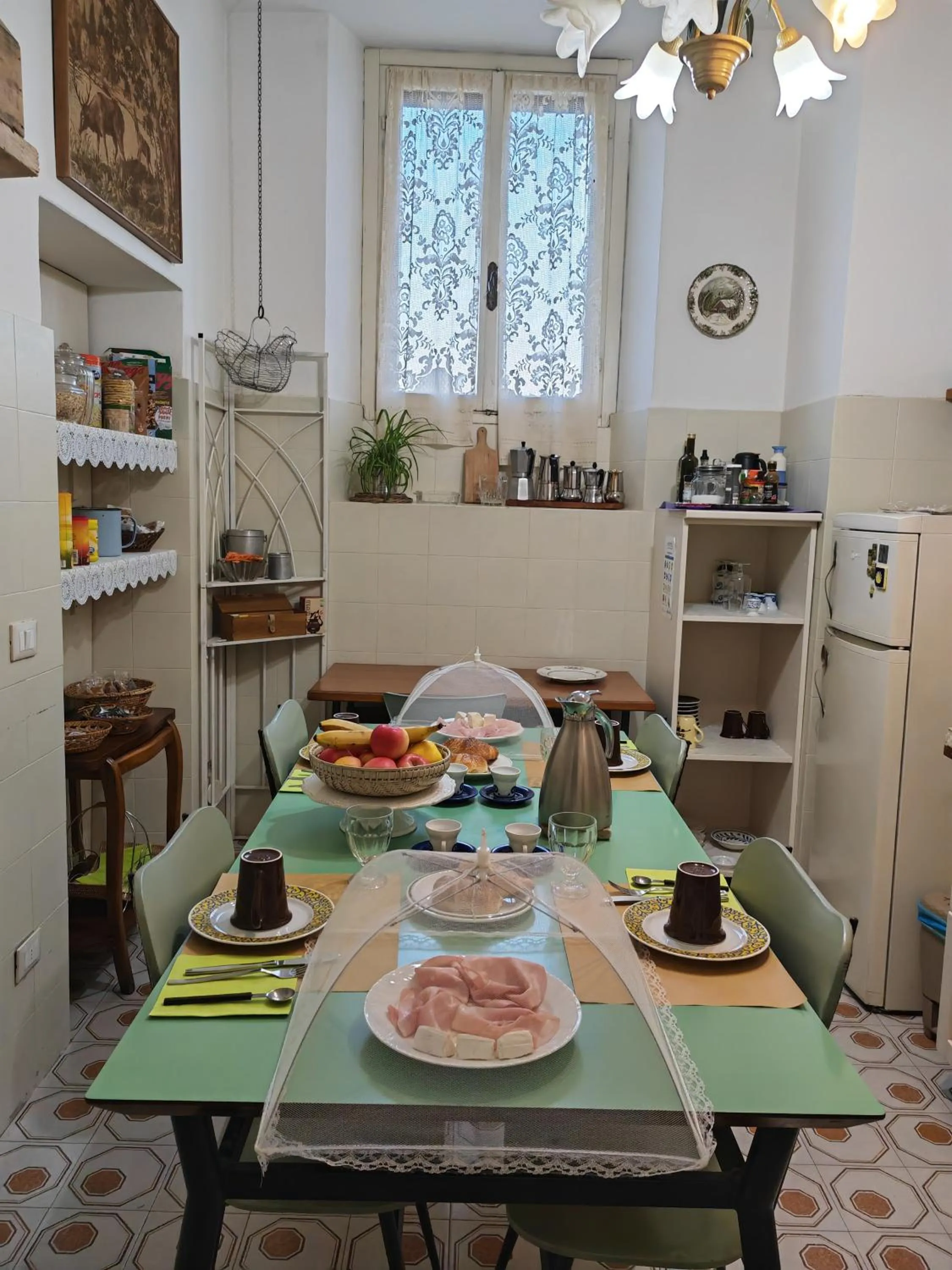 Kitchen or kitchenette in B&B LaMaGia di Corte Moronati