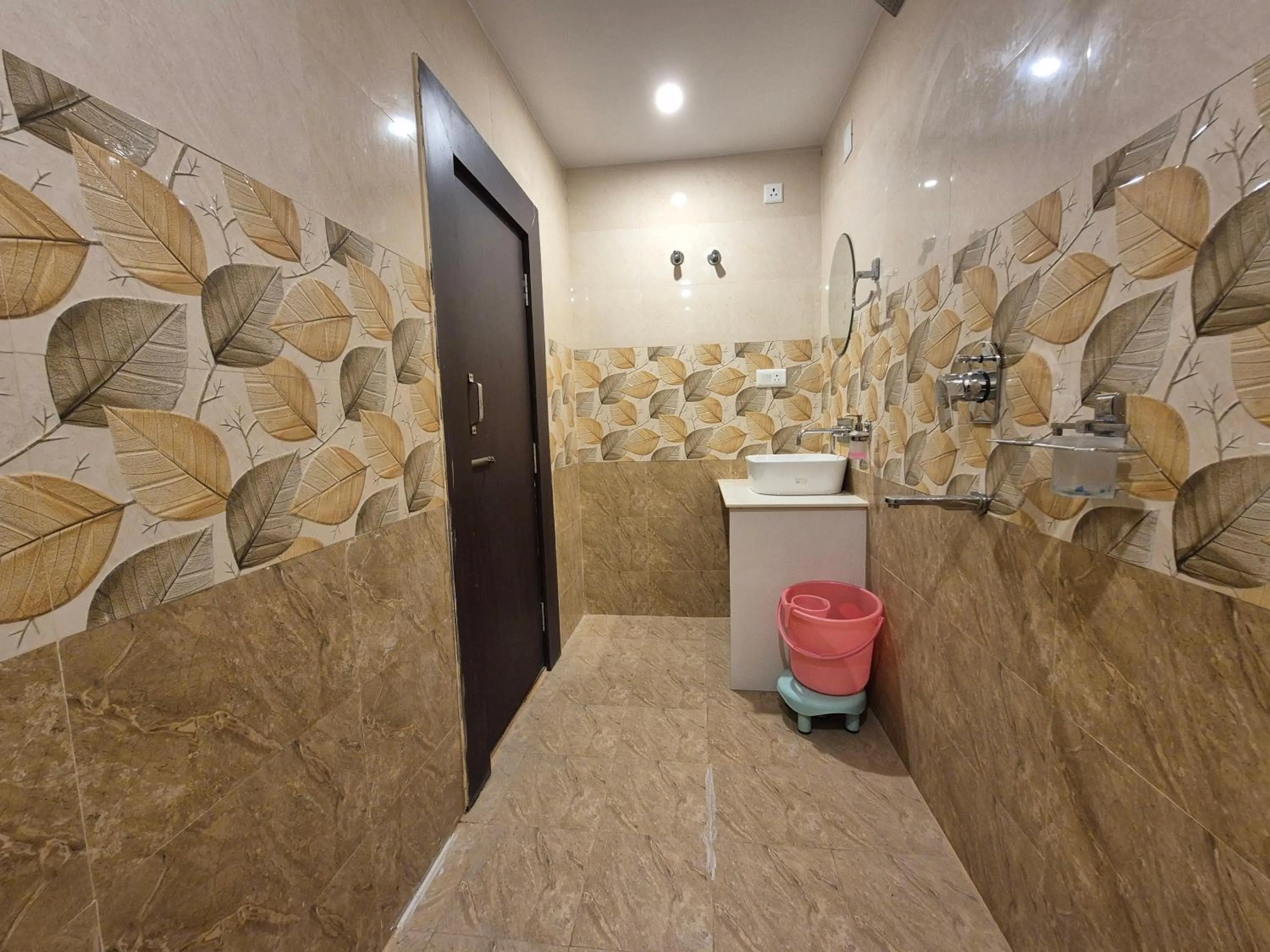 Shower in Royal View Residency