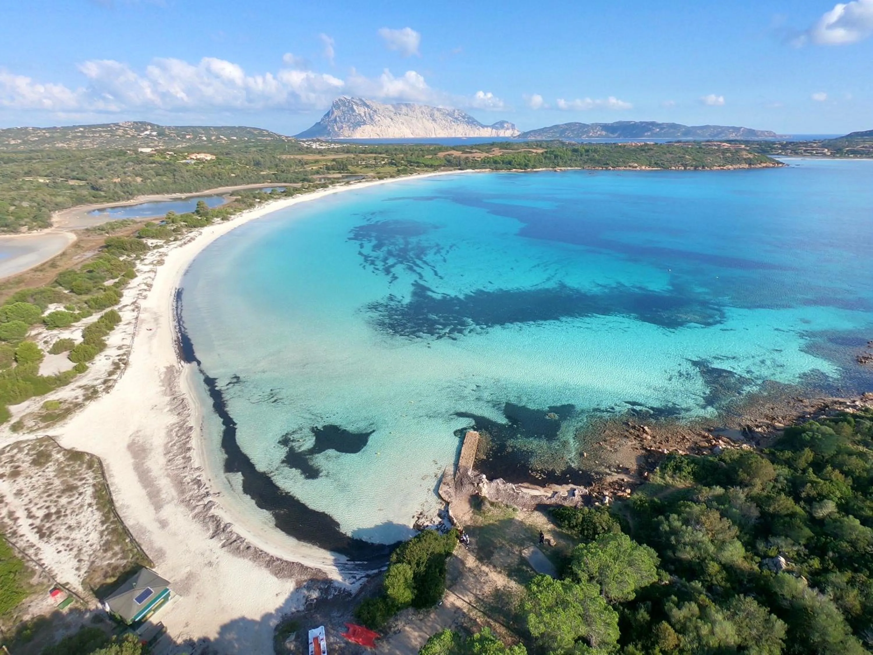 ISS Travel, Villa Fiorita - 800 m from La Cinta beach