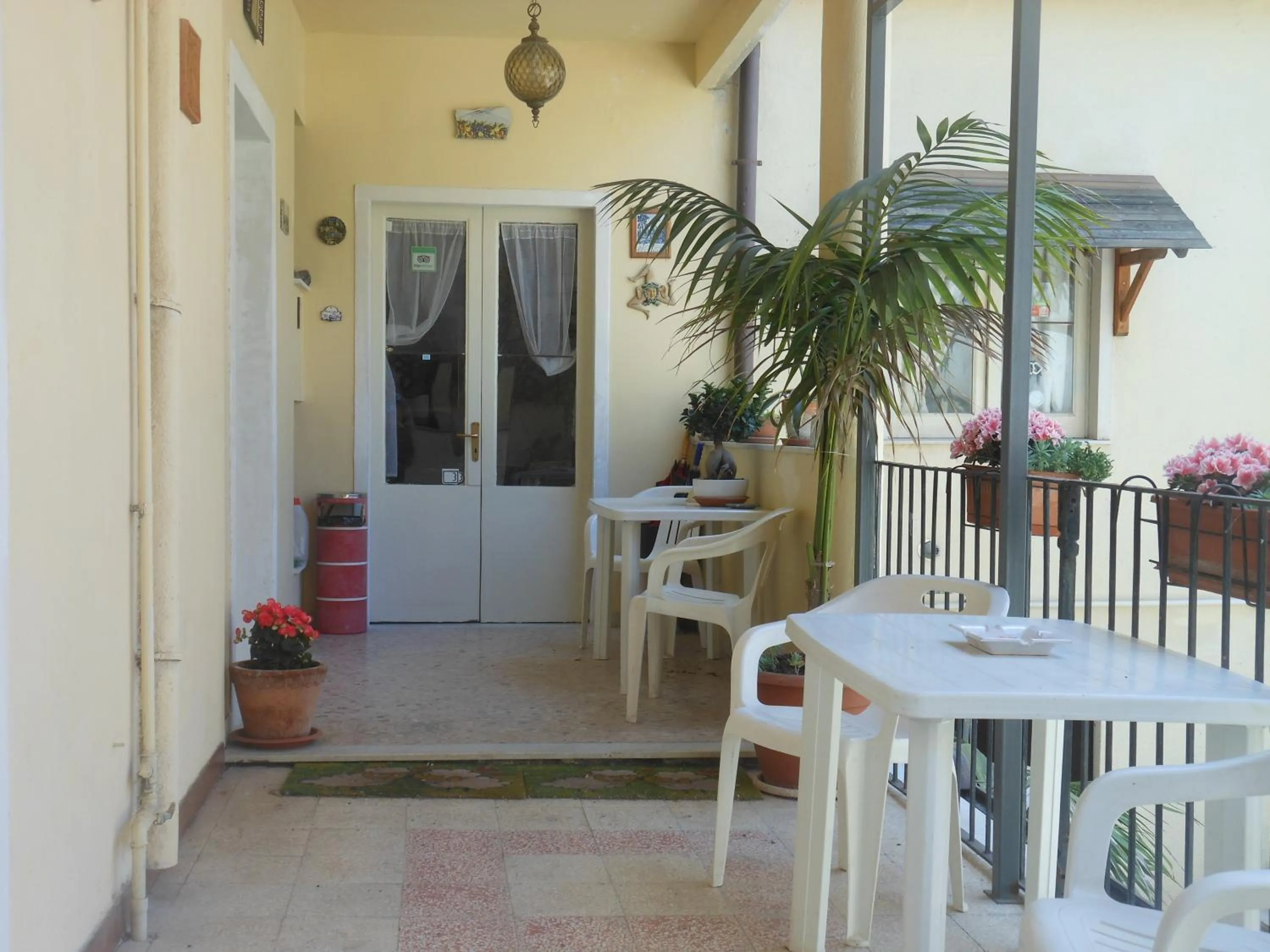 Balcony/Terrace in Etna B&B
