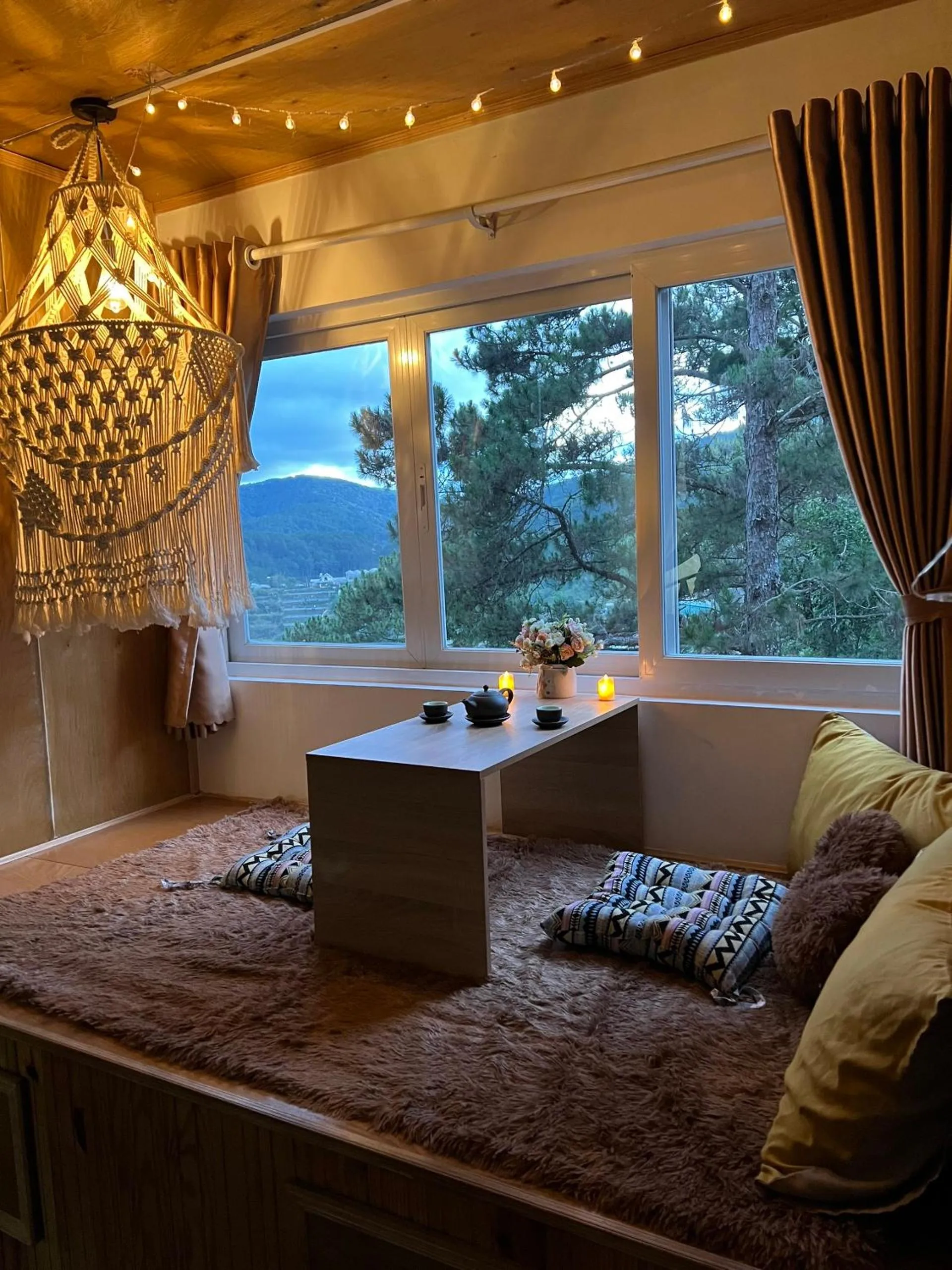 Mountain view in Belle House Đà Lạt