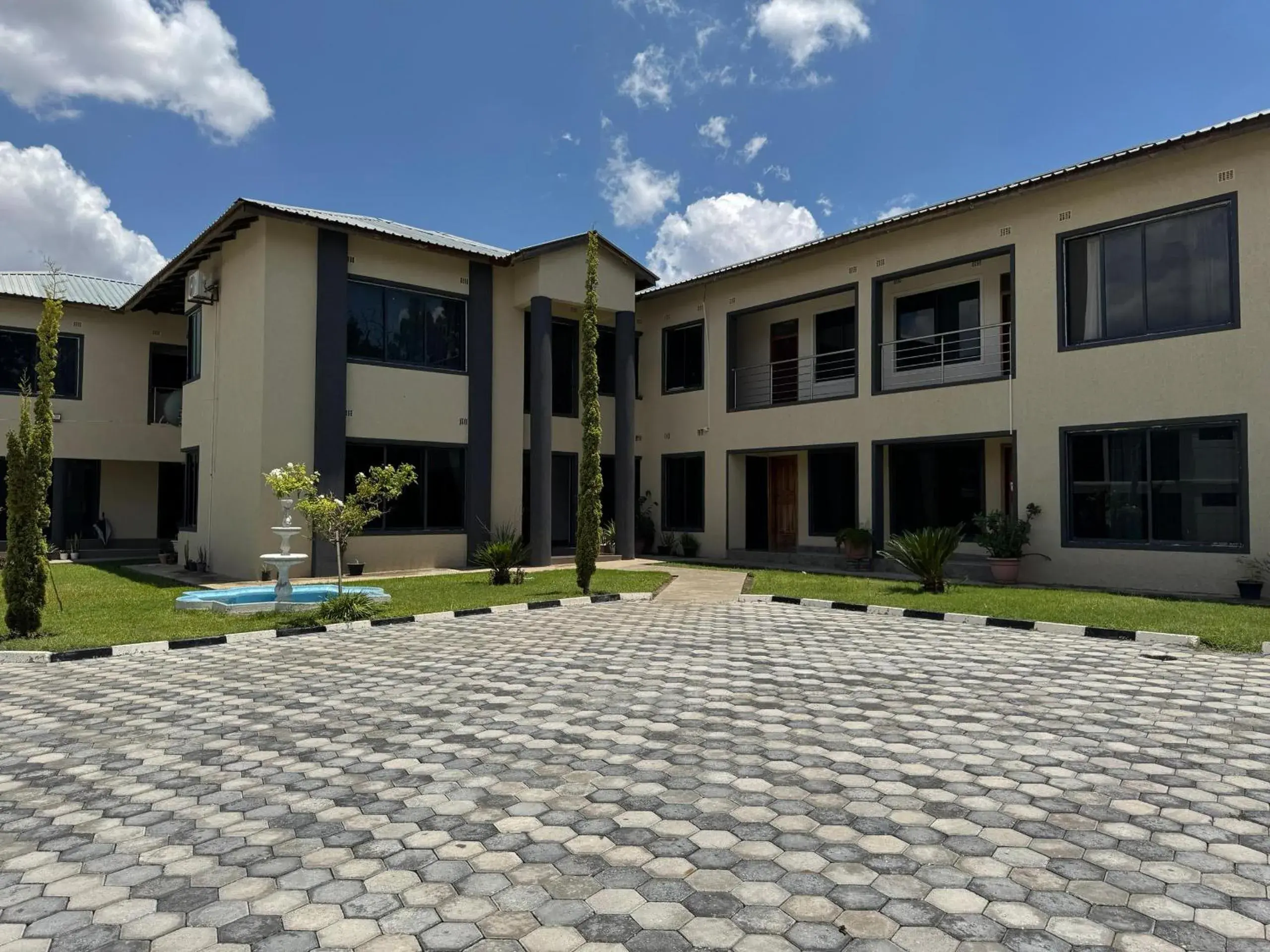 Eleganciana Lodges Limited Eleganciana Lodges Limited