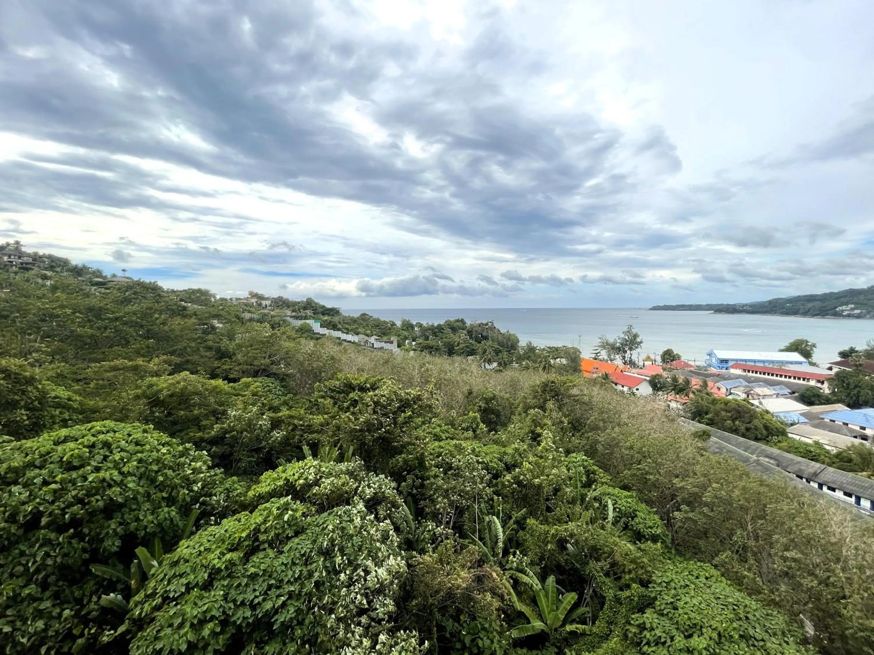 Sea view apartment at Oceana by Lofty