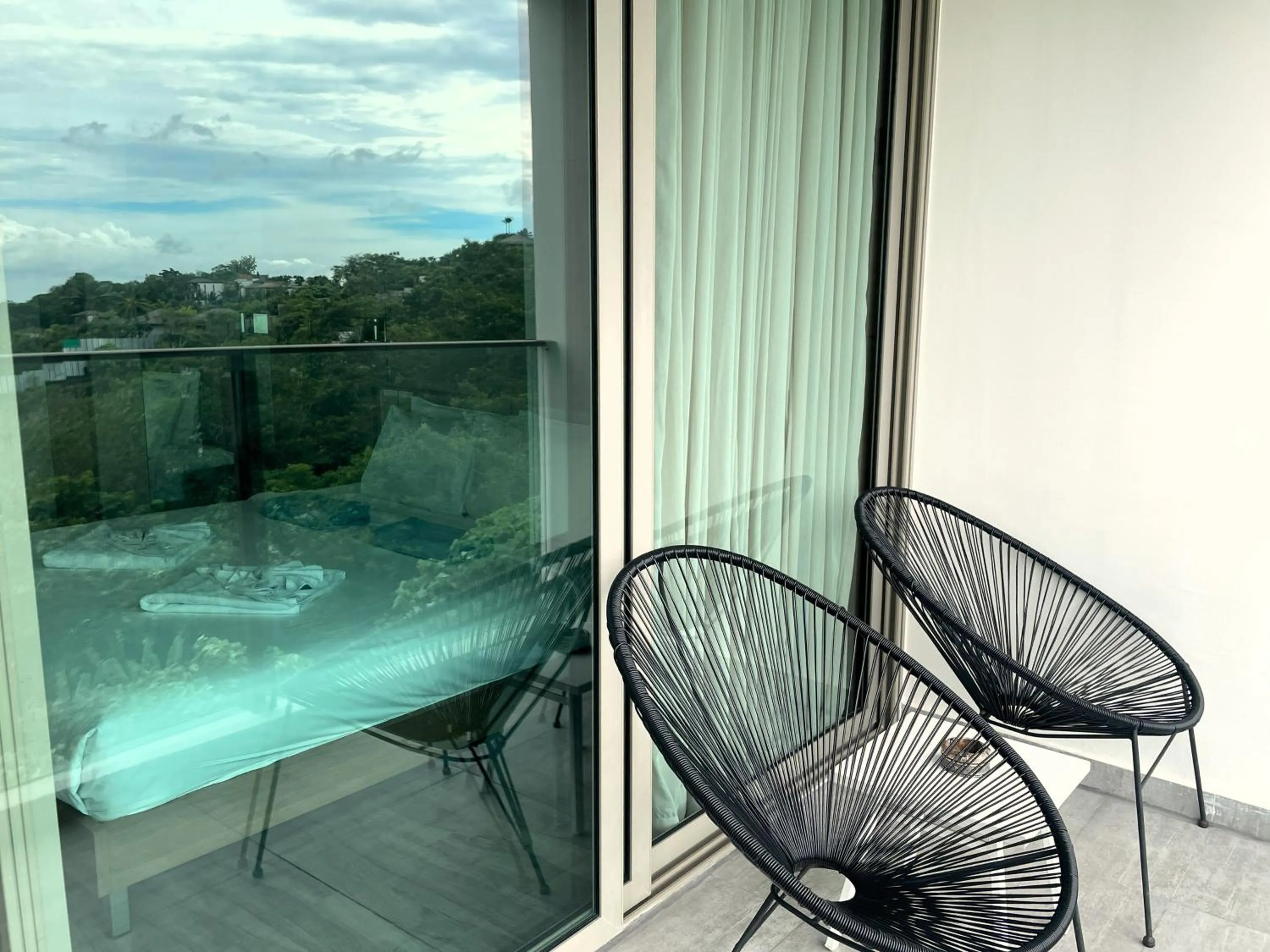Sea view apartment at Oceana by Lofty