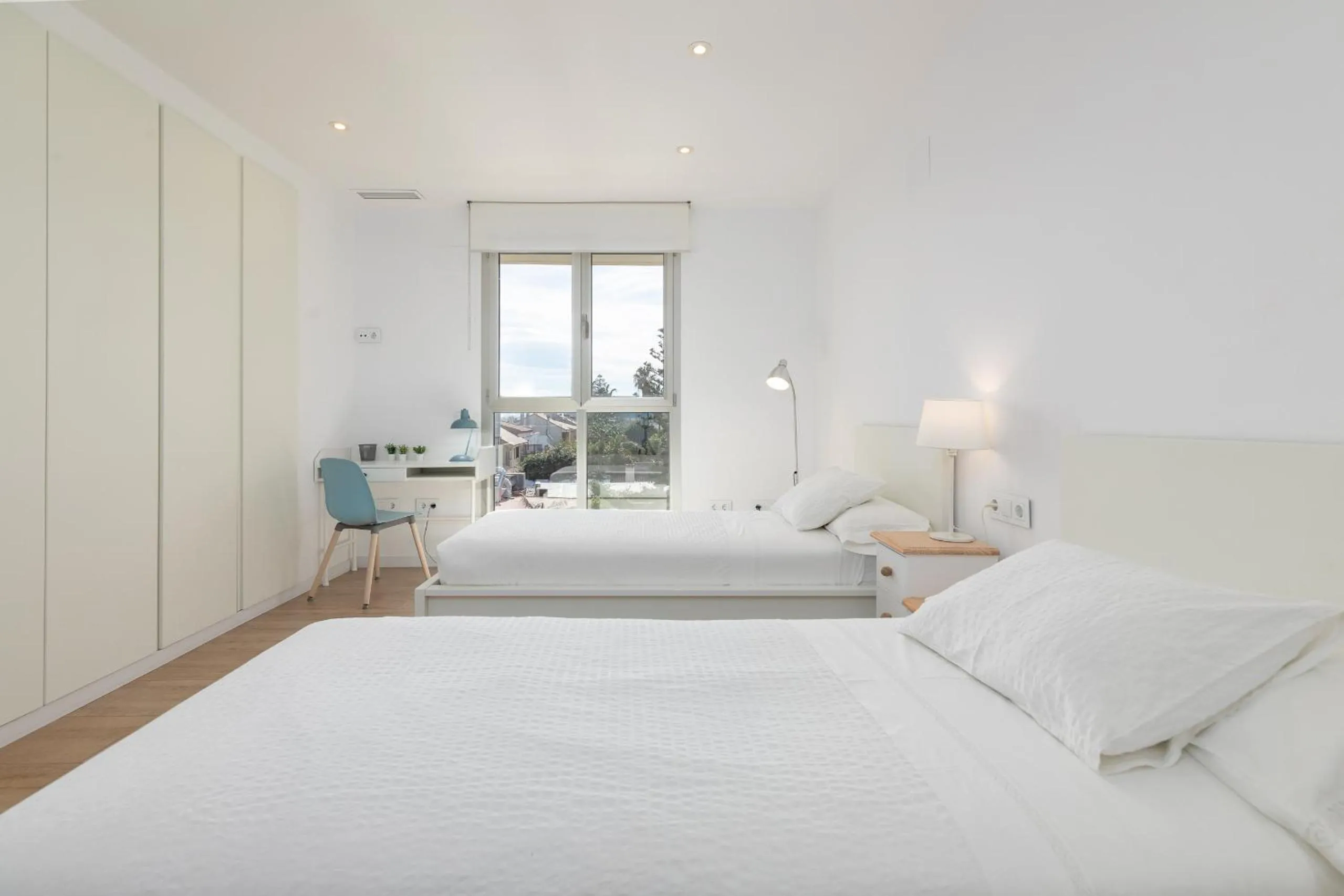 Bed in ApartUP Patacona Deluxe