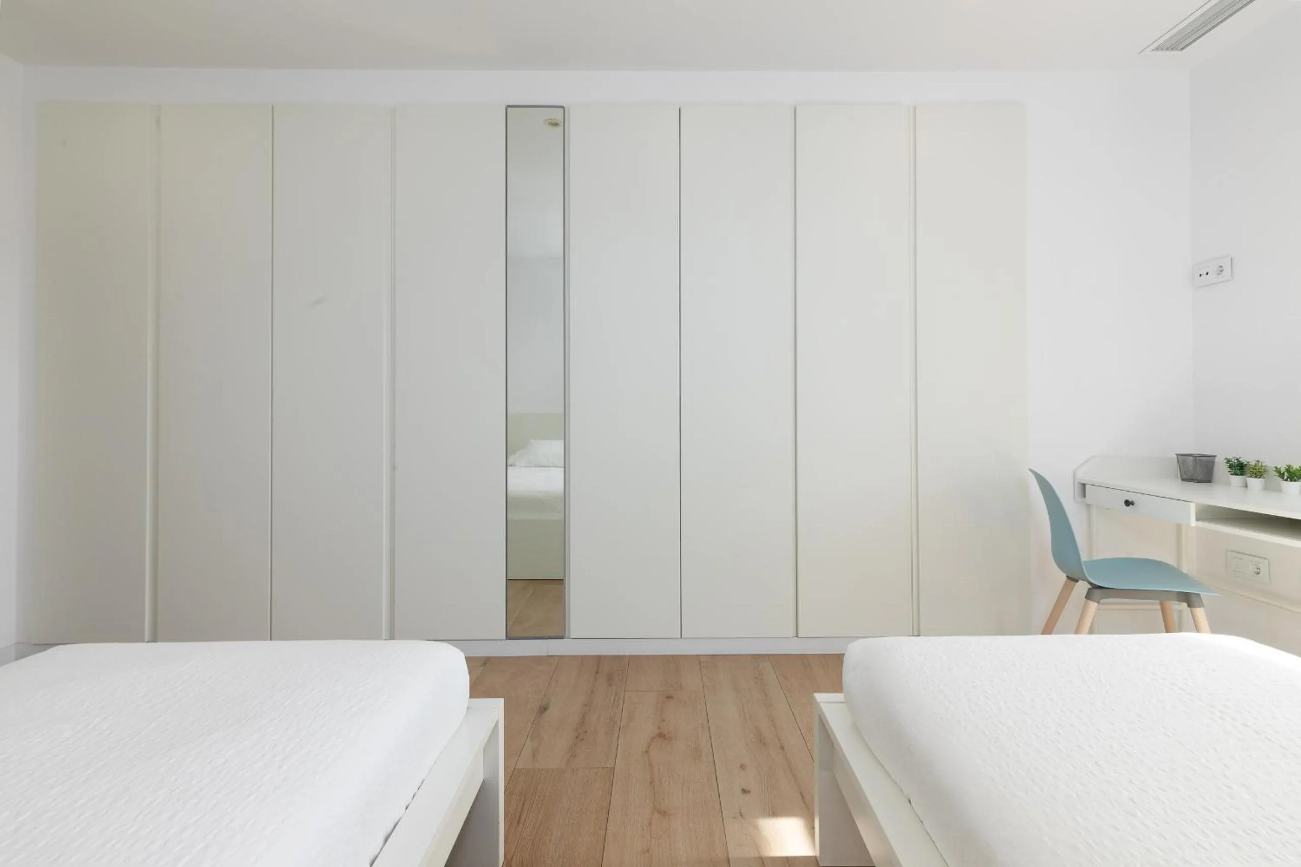 Bedroom, Bed in ApartUP Patacona Deluxe
