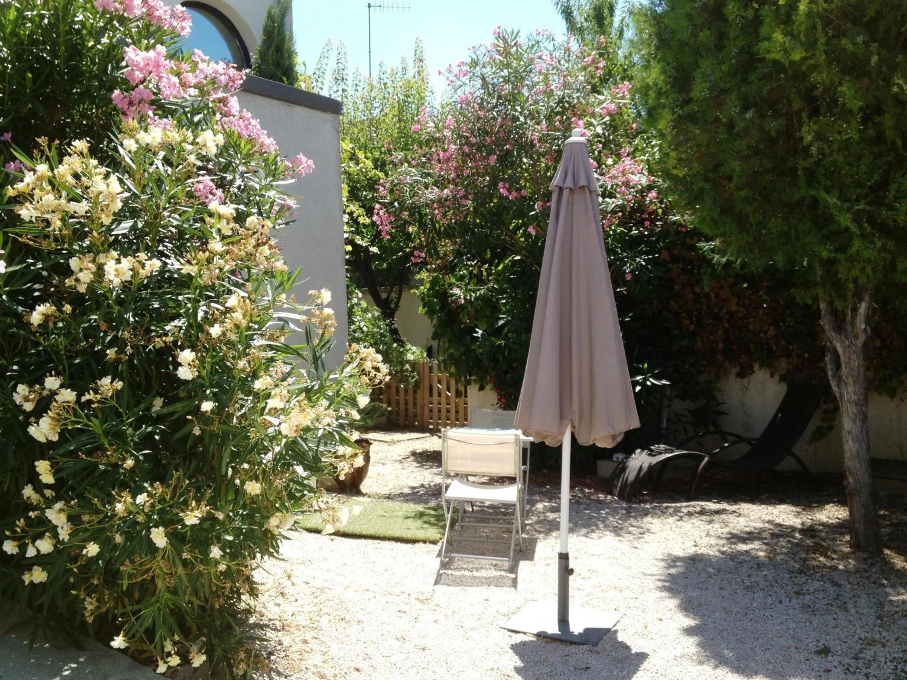 Balcony/Terrace in Pied à Terre en Ville
