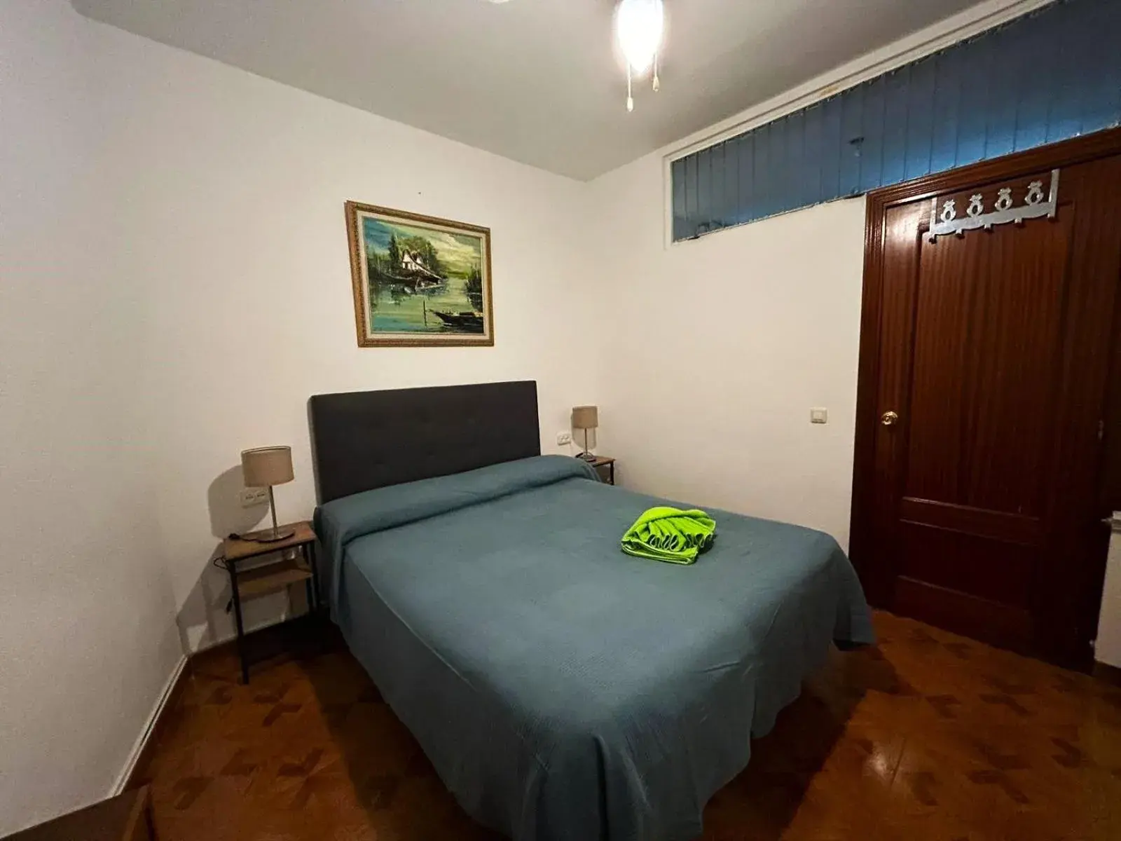 Double Room with Shared Bathroom in Habitaciones Figueroa Double Room with Shared Bathroom in Habitaciones Figueroa