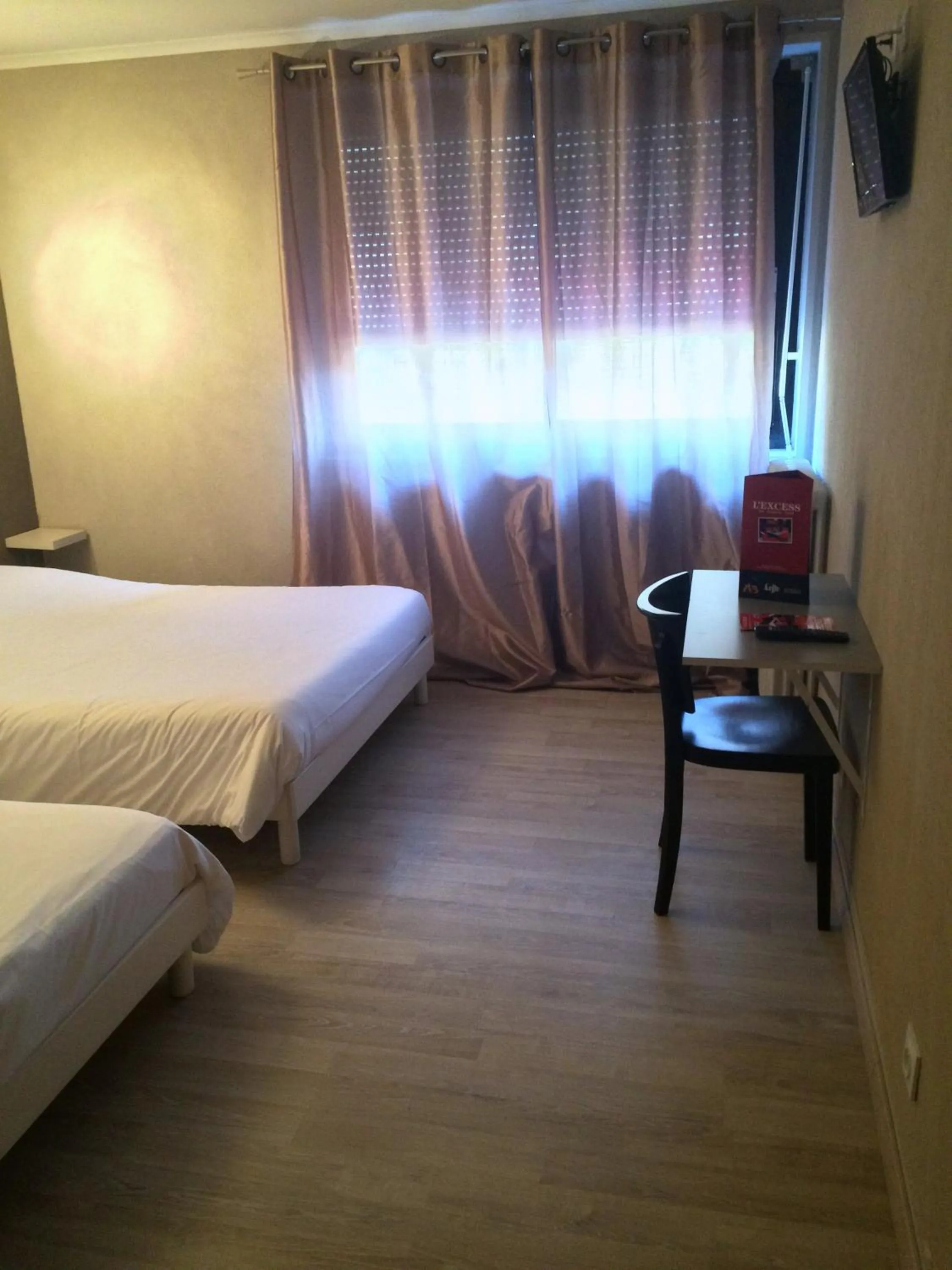 Bed in GOOD NIGHT HÔTEL By L'excess