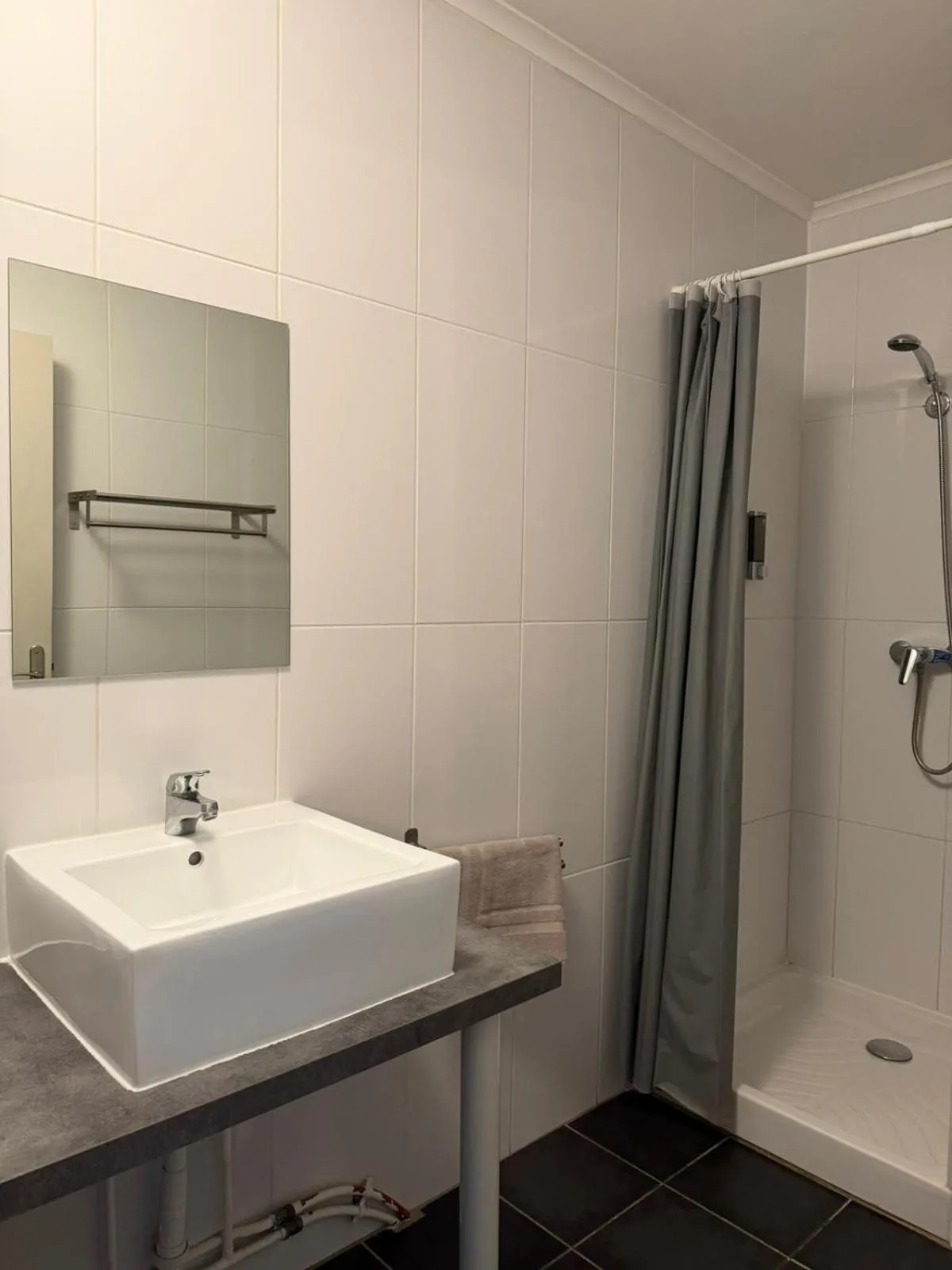 GOOD NIGHT HÔTEL By L'excess