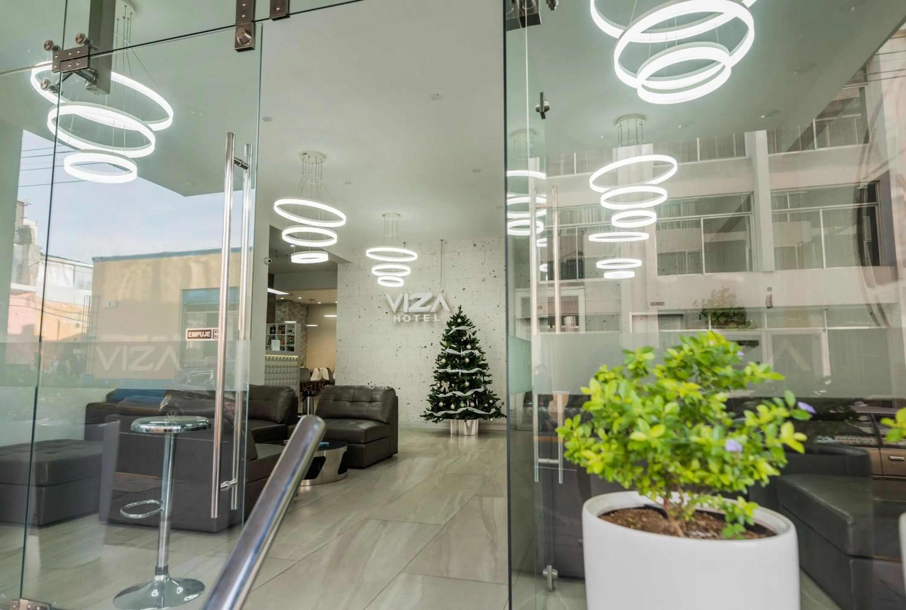 Facade/entrance in Hotel Viza