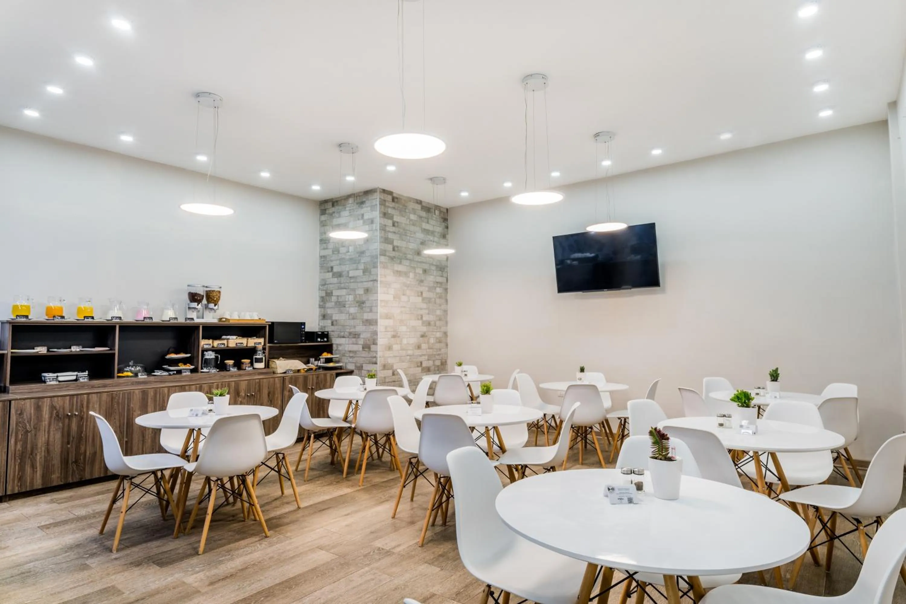 Breakfast in Hotel Viza