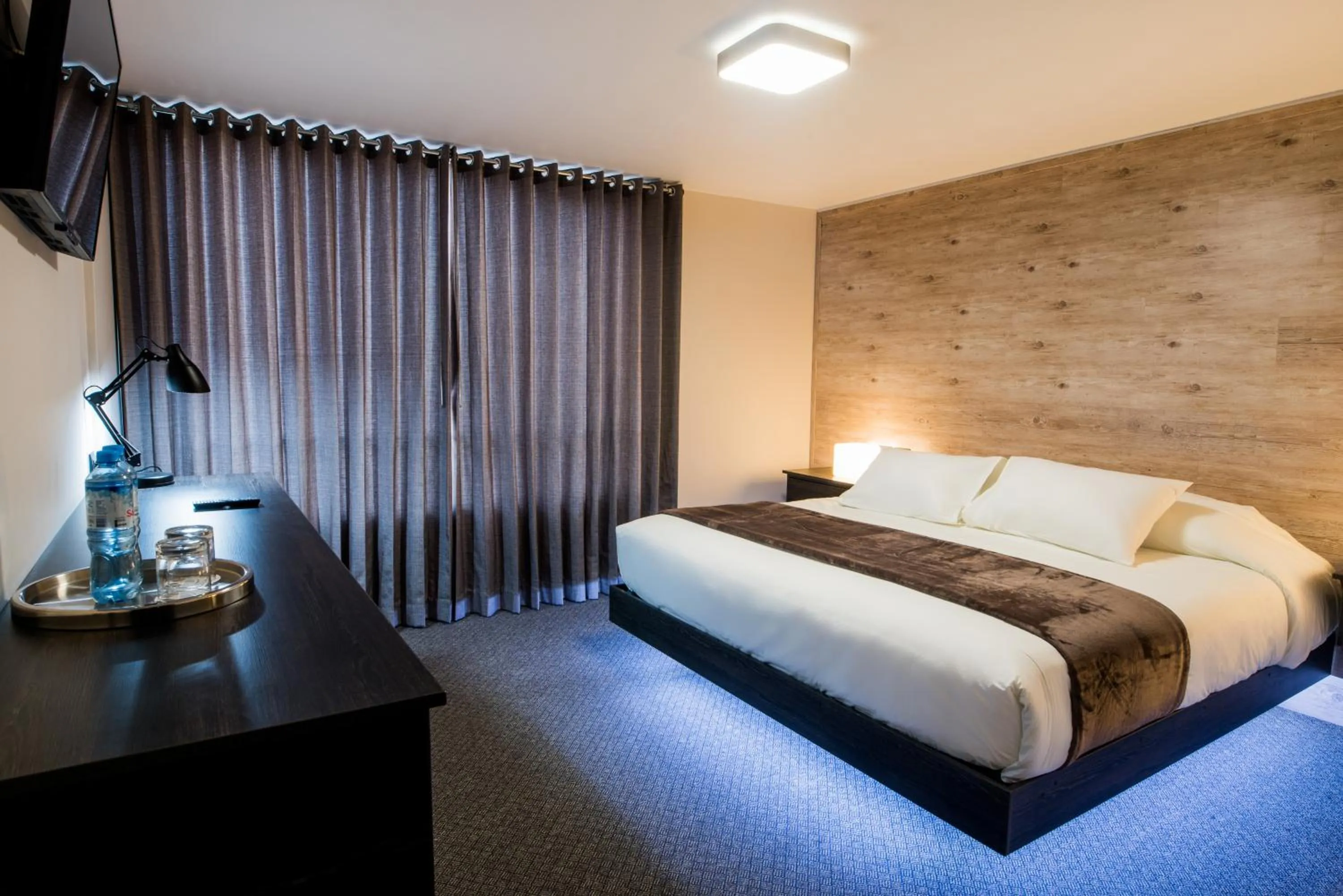 Bedroom, Bed in Hotel Viza