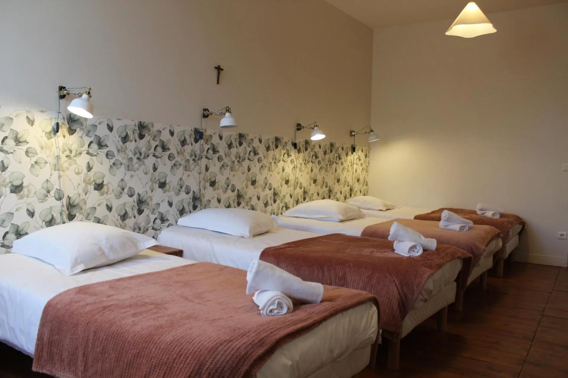 Bed in Le grand couvent de Gramat