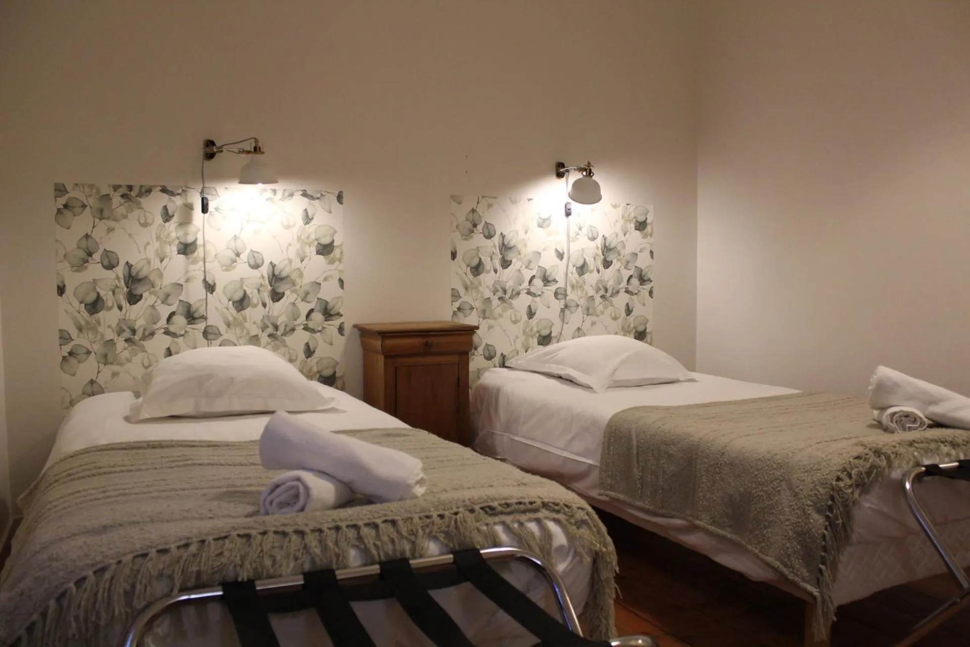 Photo of the whole room, Bed in Le grand couvent de Gramat