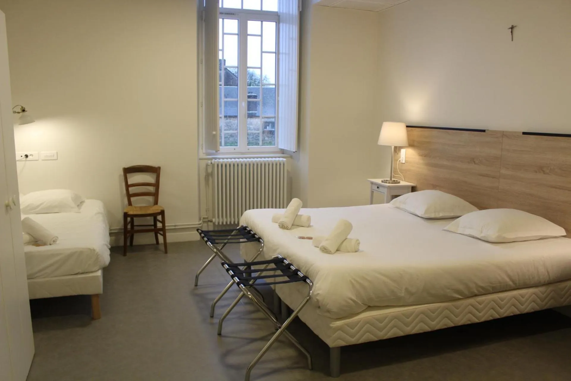 Bed in Le grand couvent de Gramat