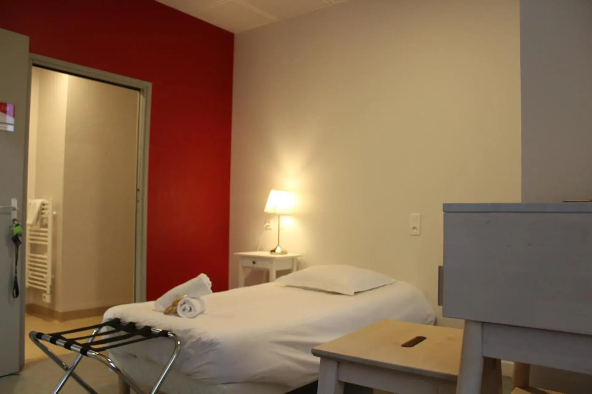 Single Room - single occupancy in Le grand couvent de Gramat Single Room - single occupancy in Le grand couvent de Gramat