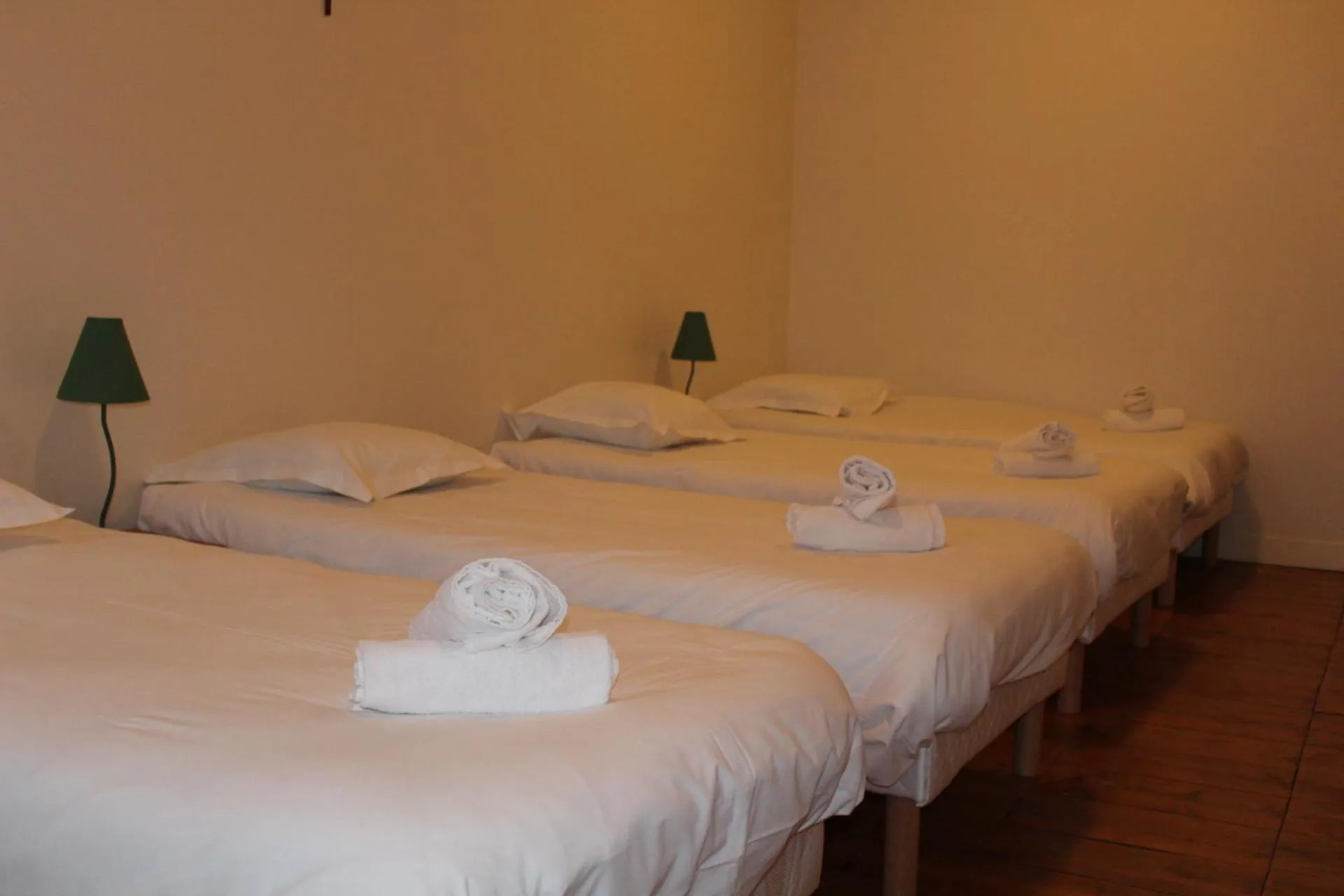 Bed in Le grand couvent de Gramat