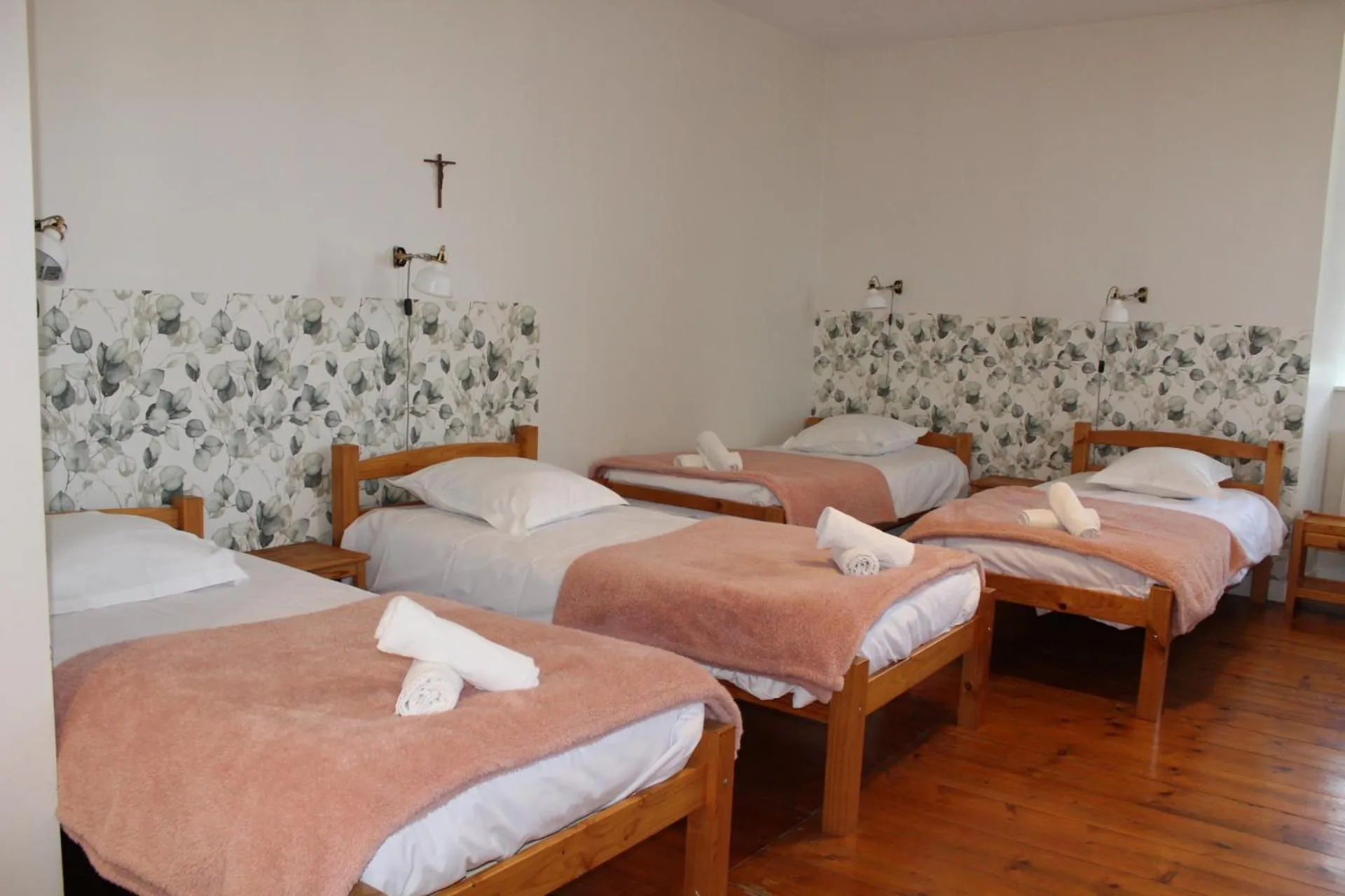 Photo of the whole room, Bed in Le grand couvent de Gramat