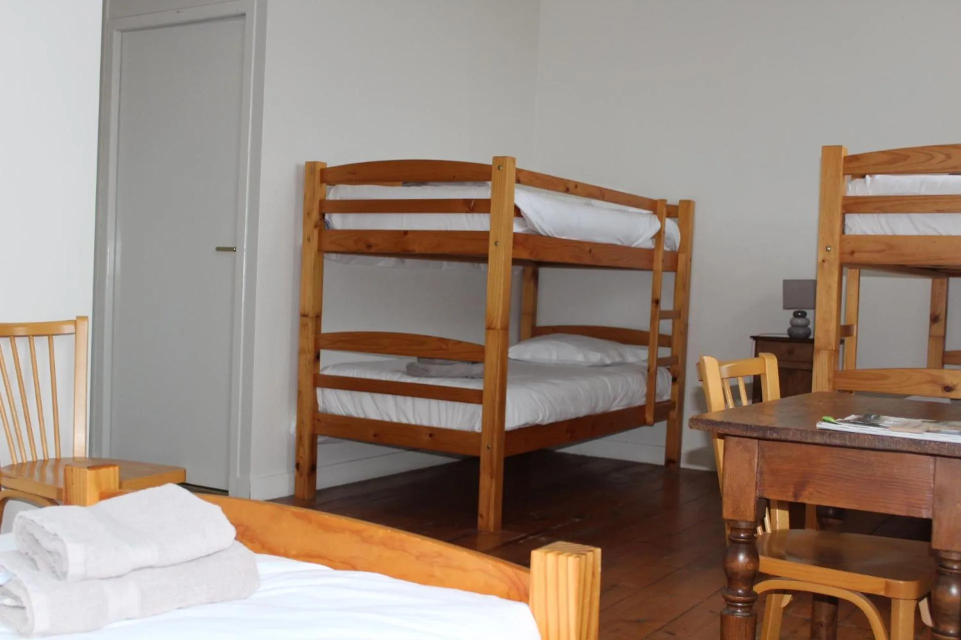 View (from property/room), Bed in Le grand couvent de Gramat