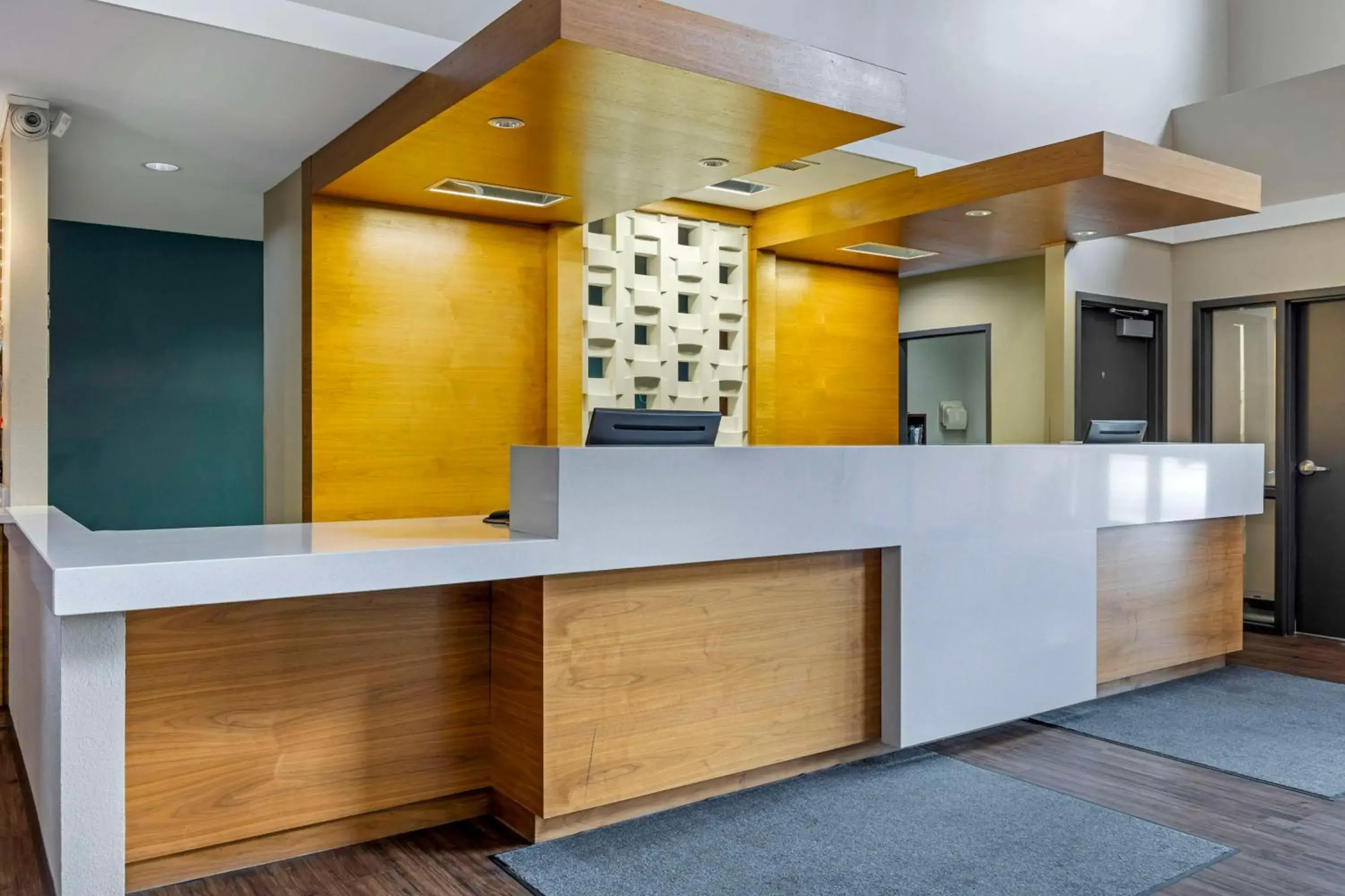 Lobby or reception in Best Western Plus Patterson Park Inn Lobby or reception in Best Western Plus Patterson Park Inn