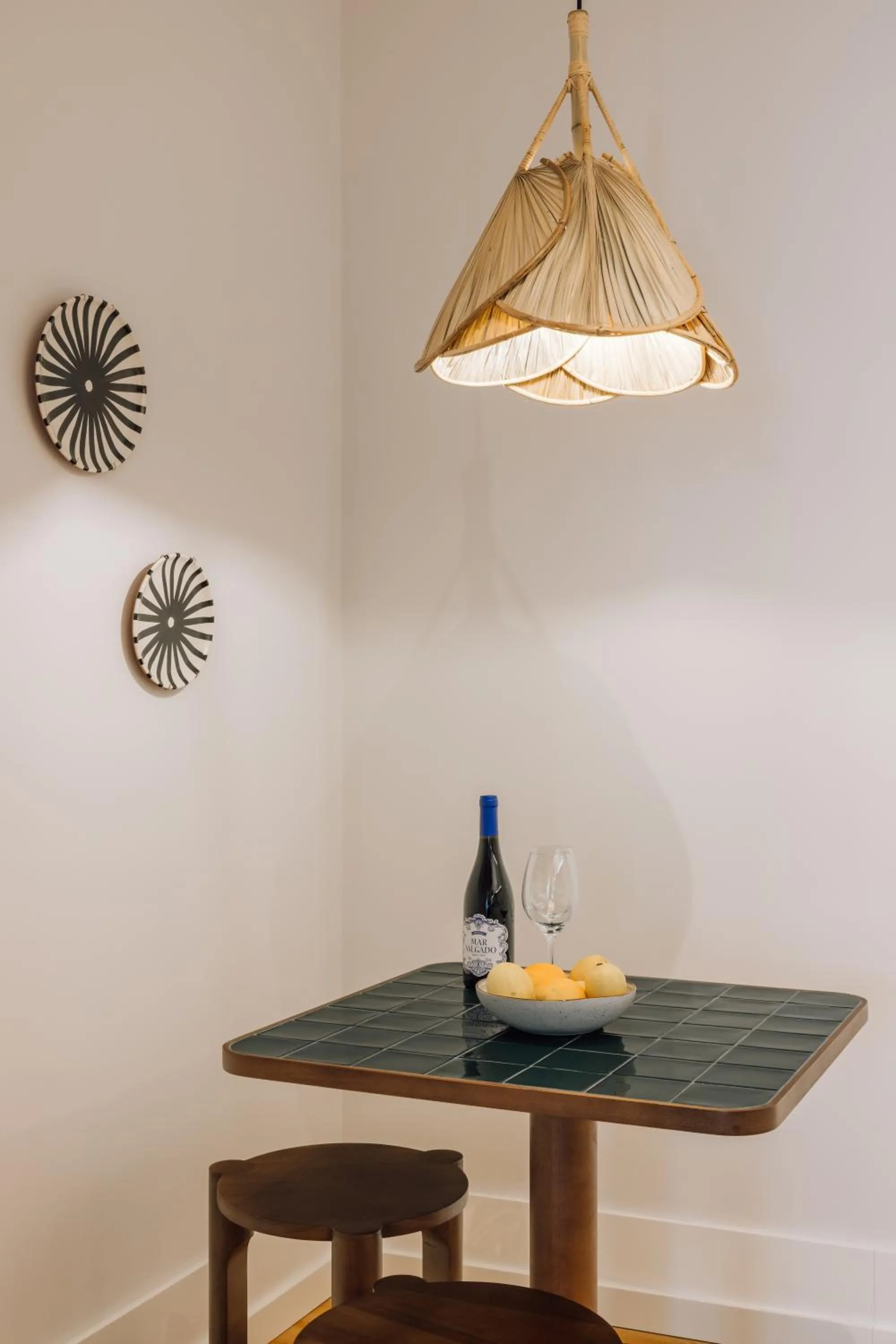 Dining area in Ando Living - Madalena House
