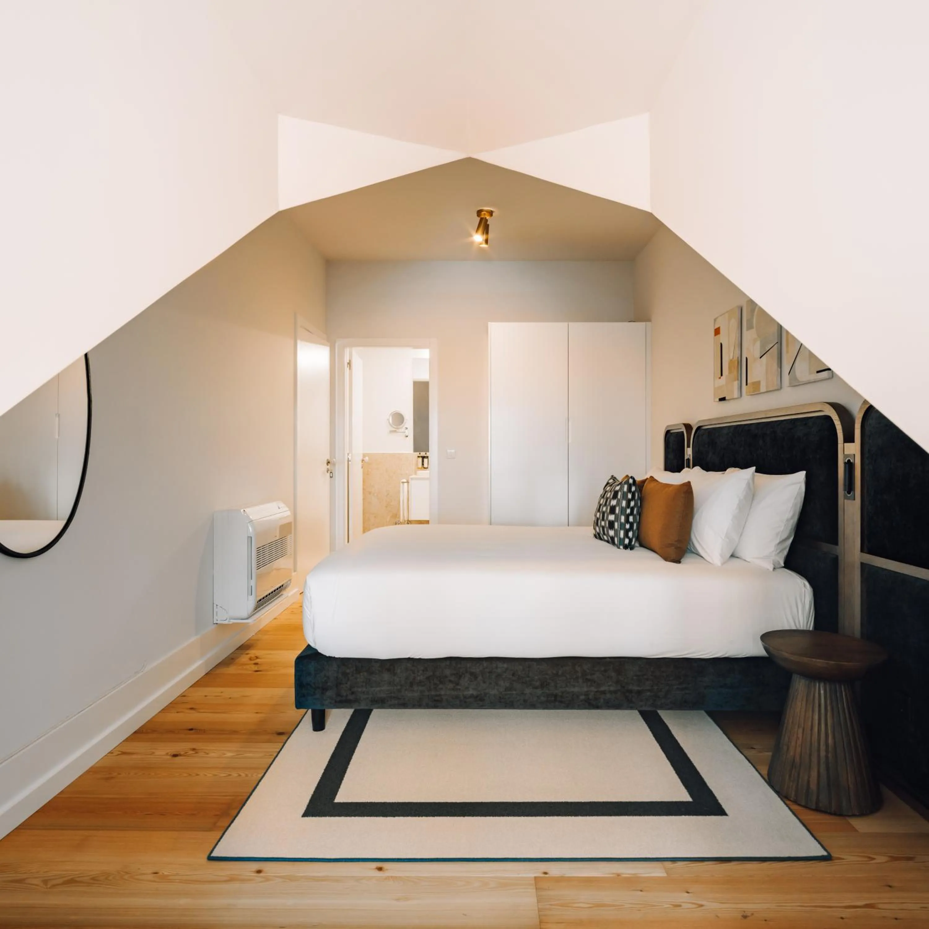 Bedroom, Bed in Ando Living - Madalena House