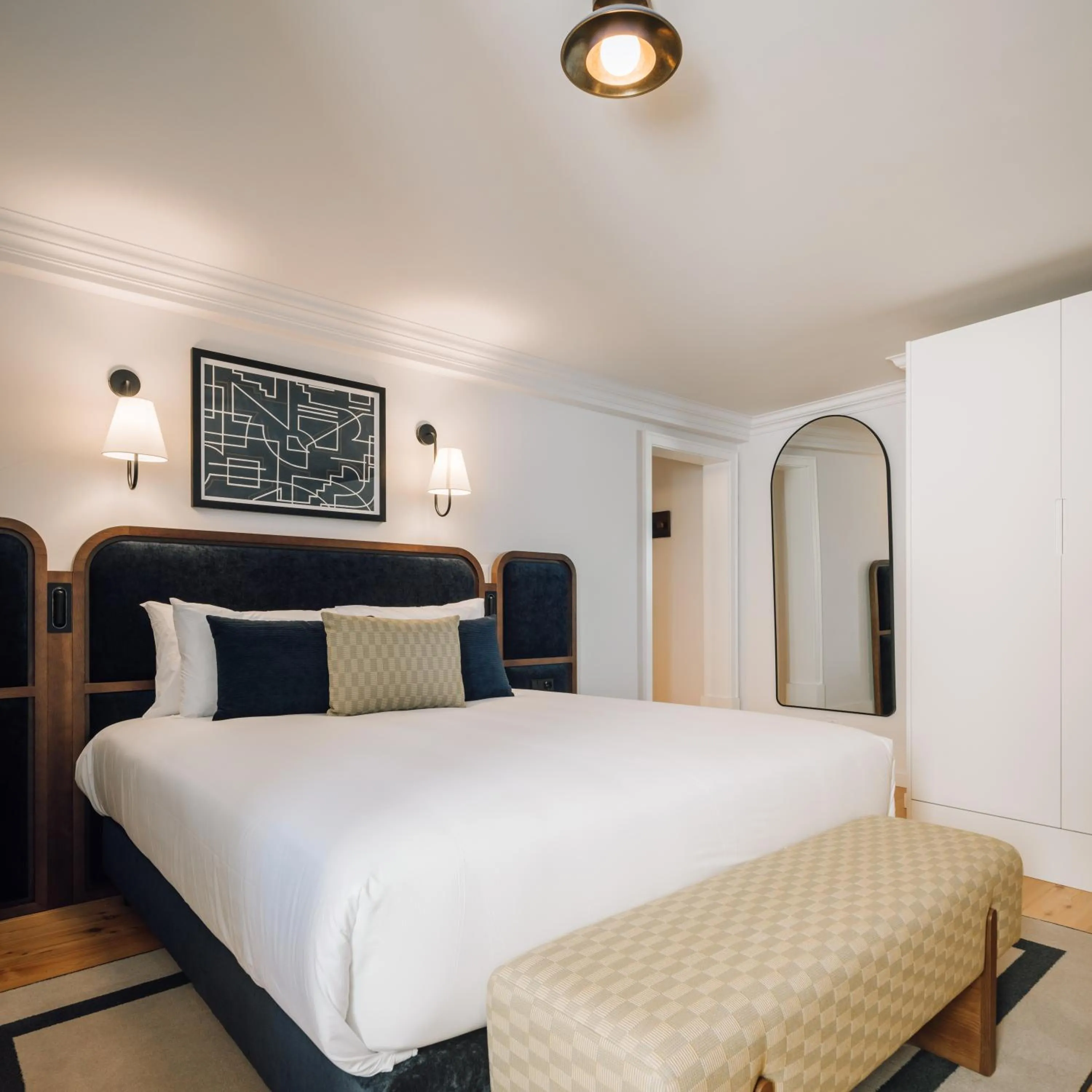 Bedroom, Bed in Ando Living - Madalena House