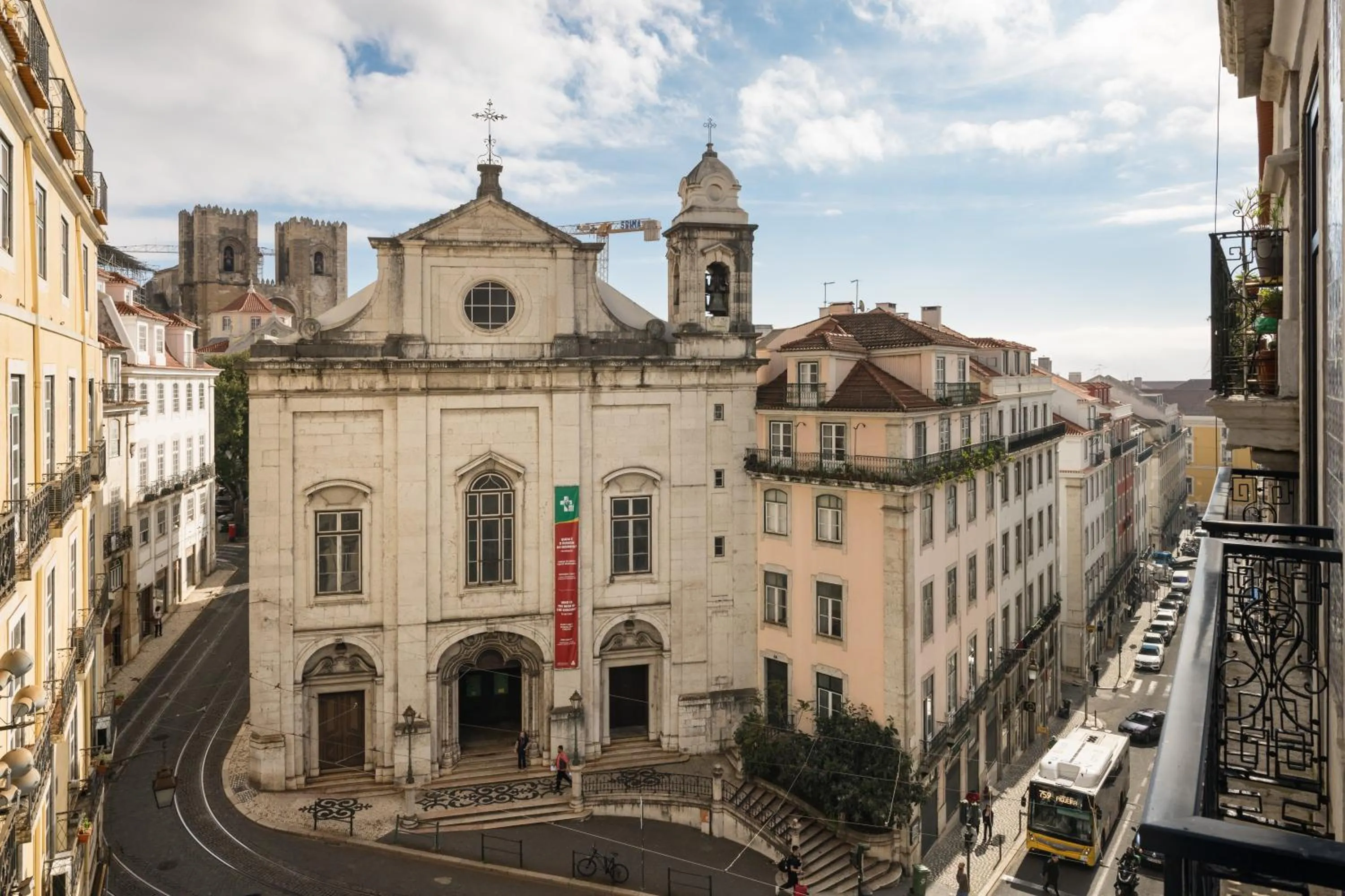 Landmark view in Ando Living - Madalena House
