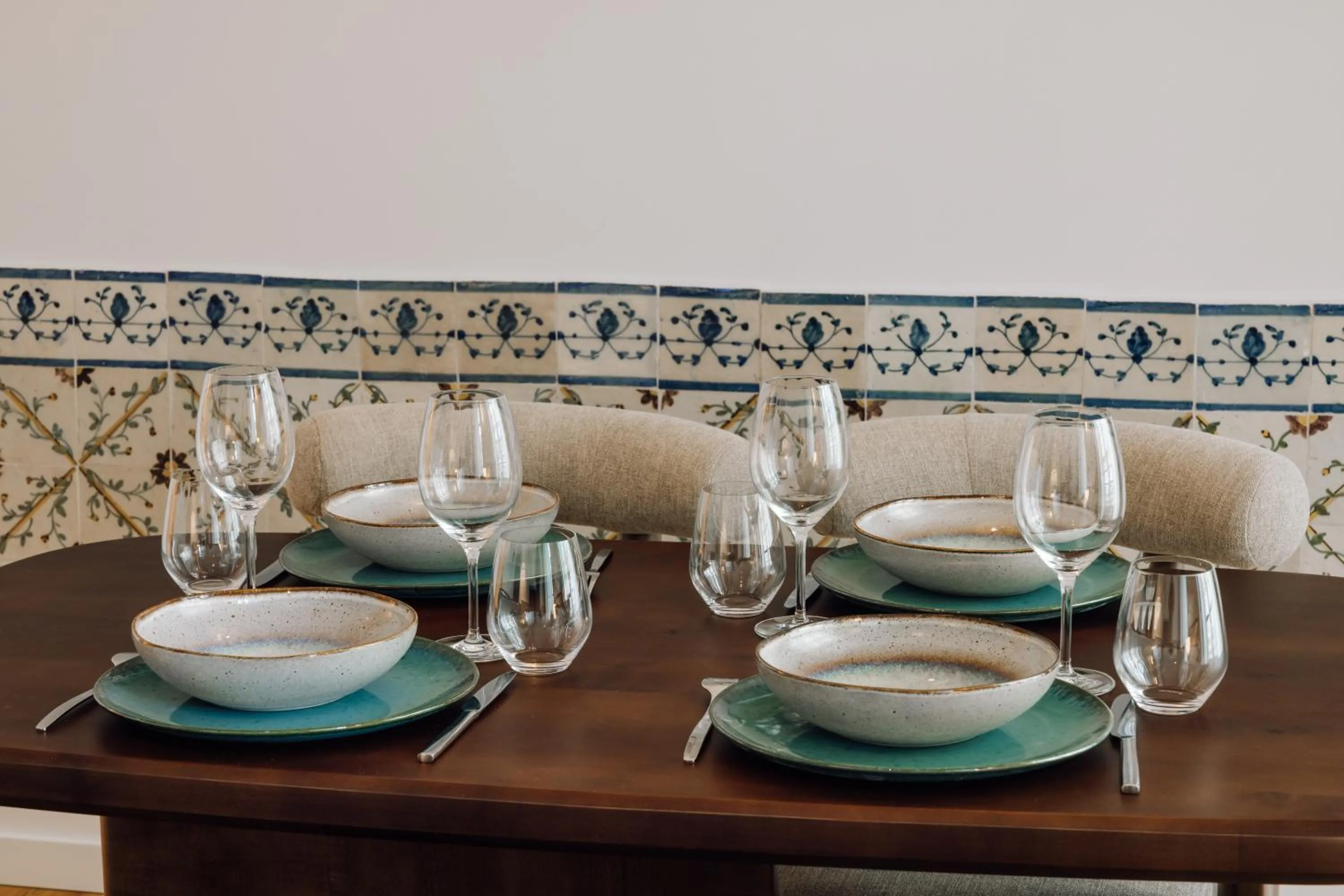 Dining area in Ando Living - Madalena House