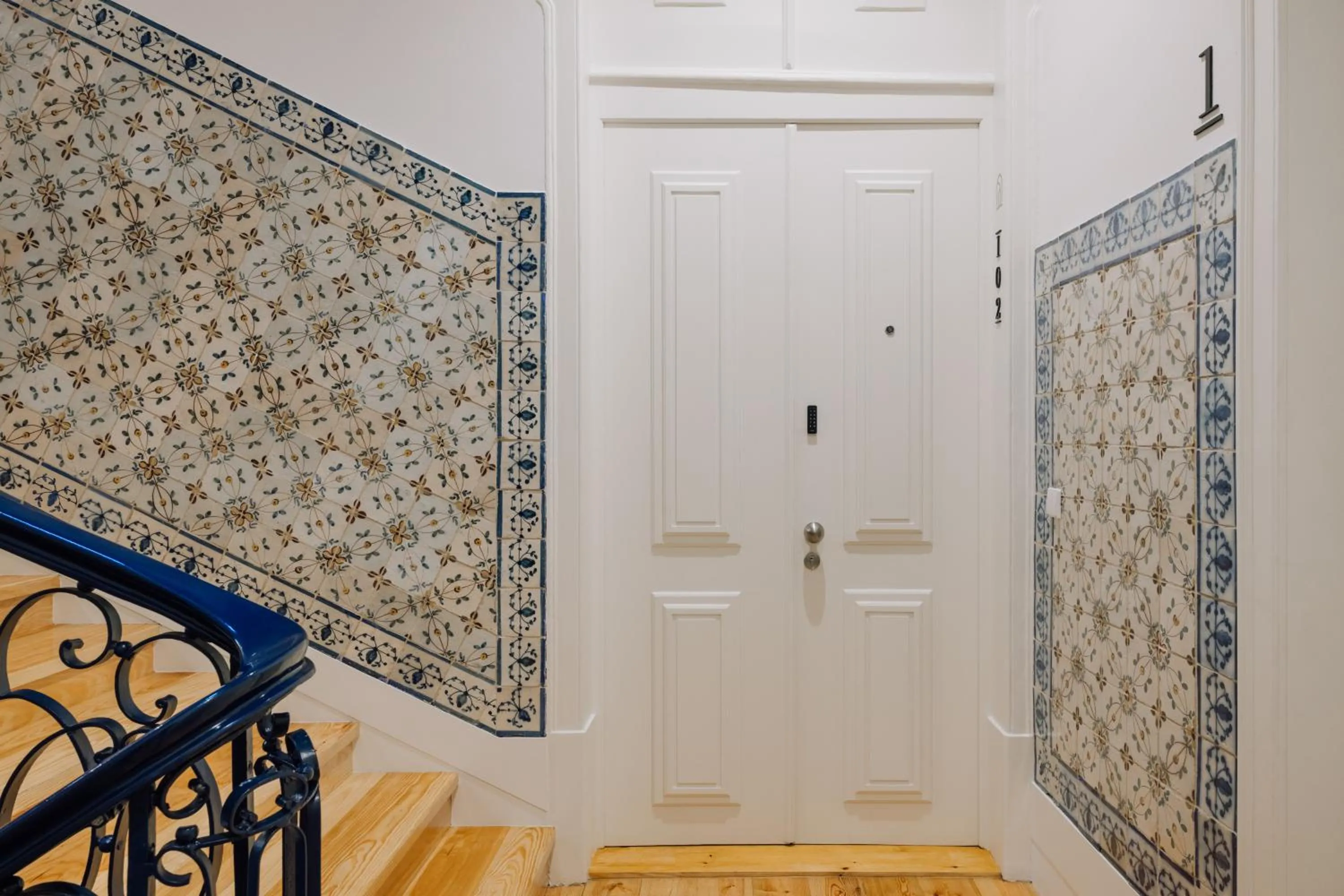 Property building in Ando Living - Madalena House