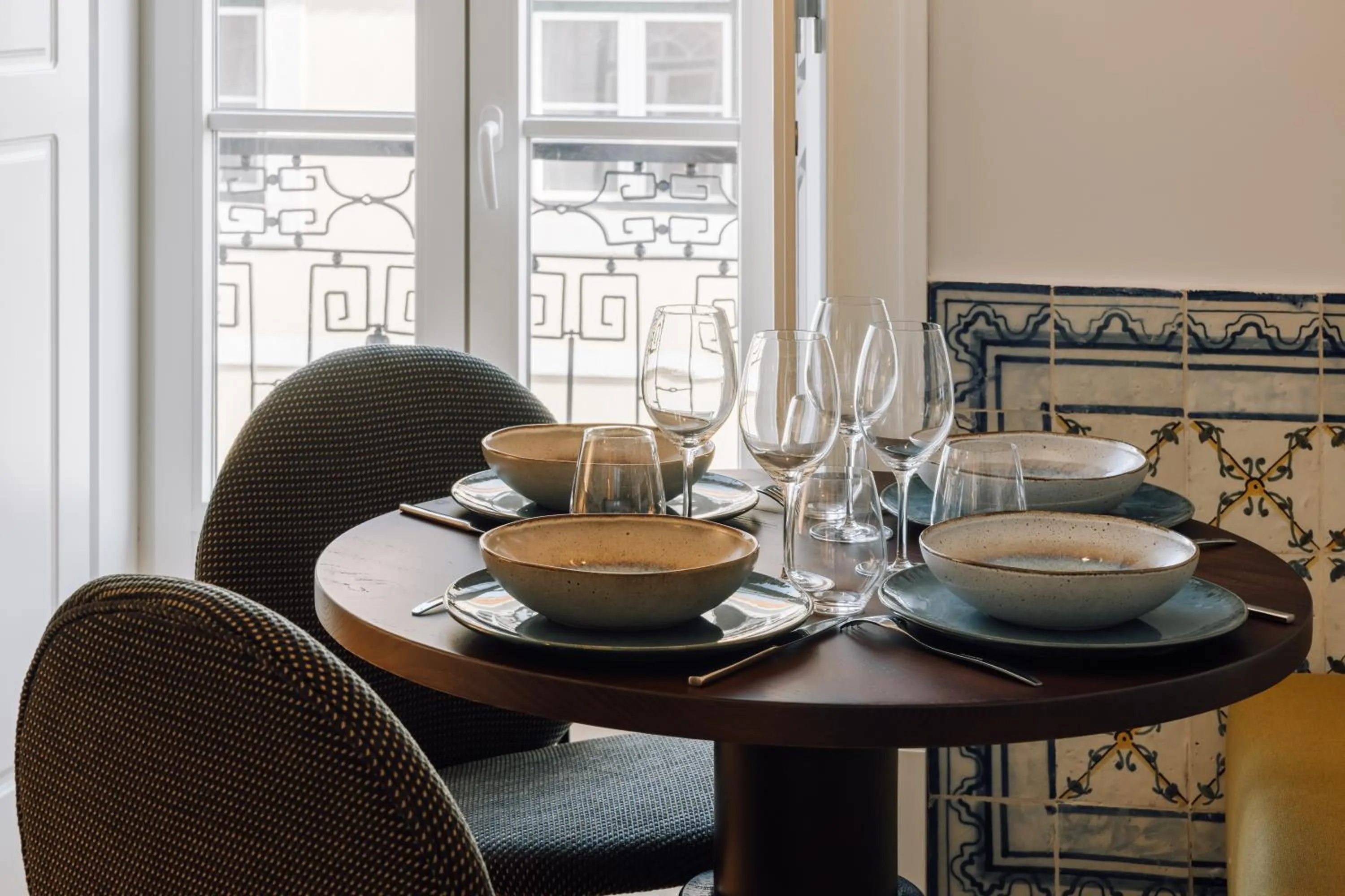Dining area in Ando Living - Madalena House