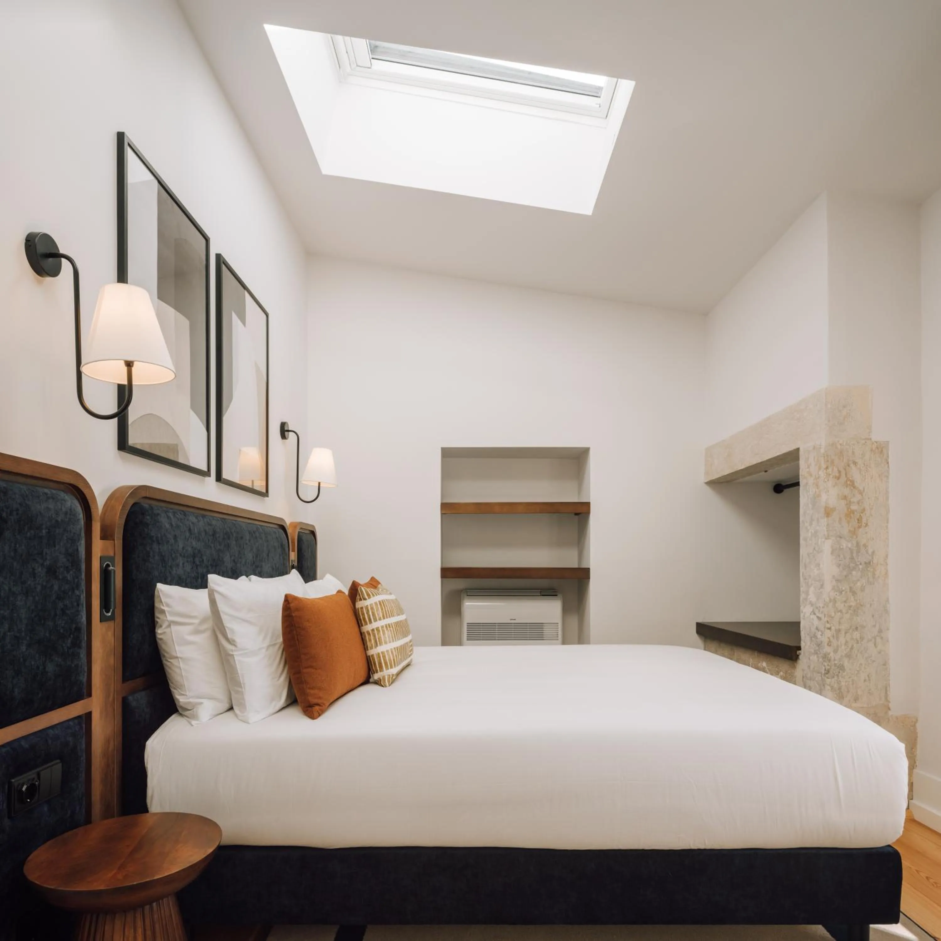 Bedroom, Bed in Ando Living - Madalena House