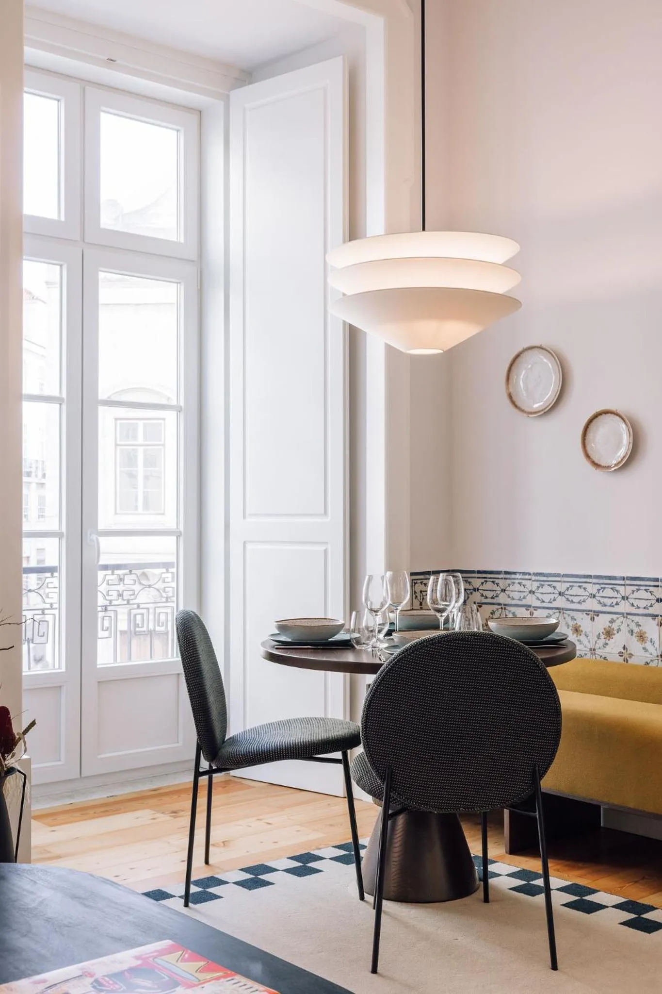 Dining area in Ando Living - Madalena House
