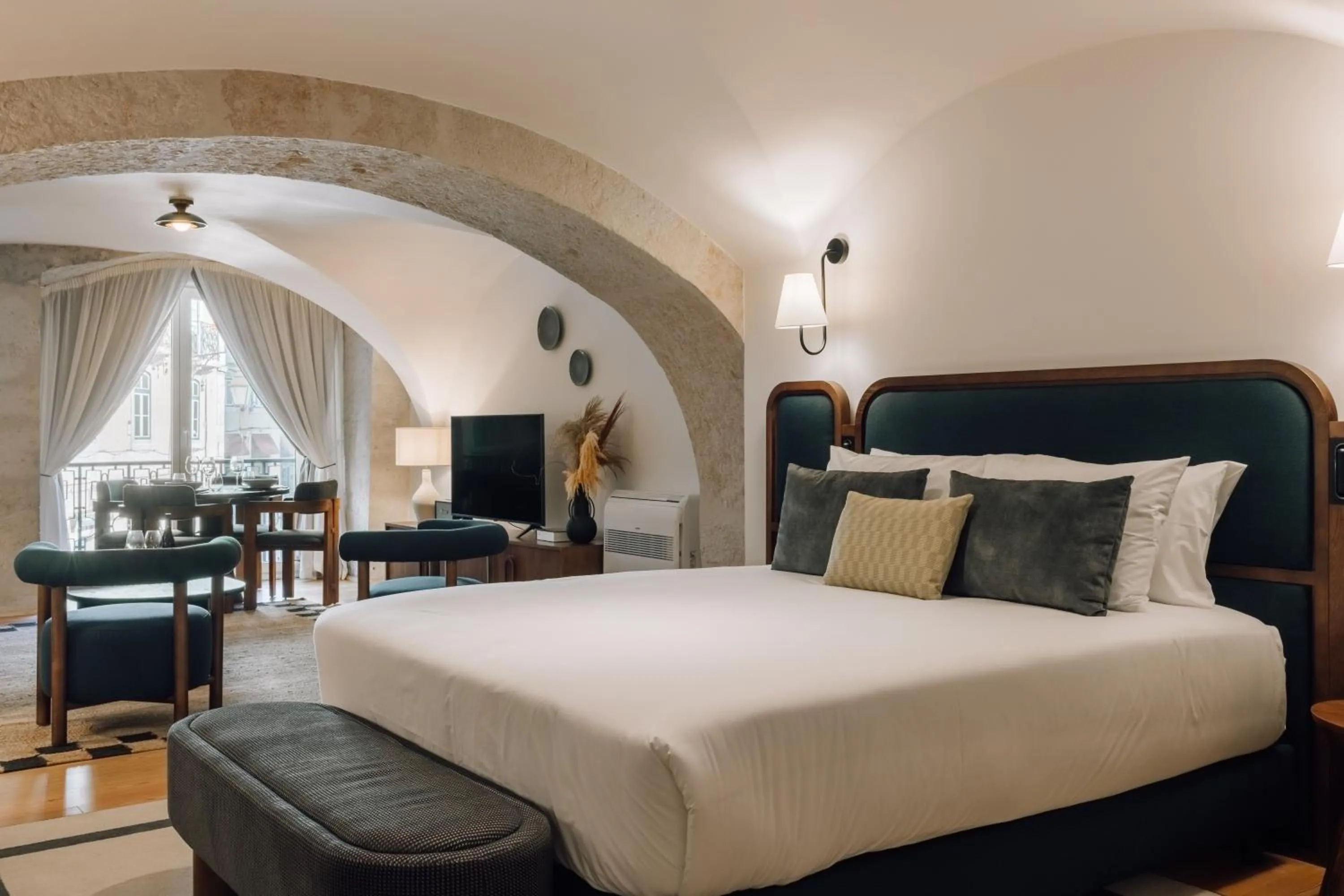 Bed in Ando Living - Madalena House