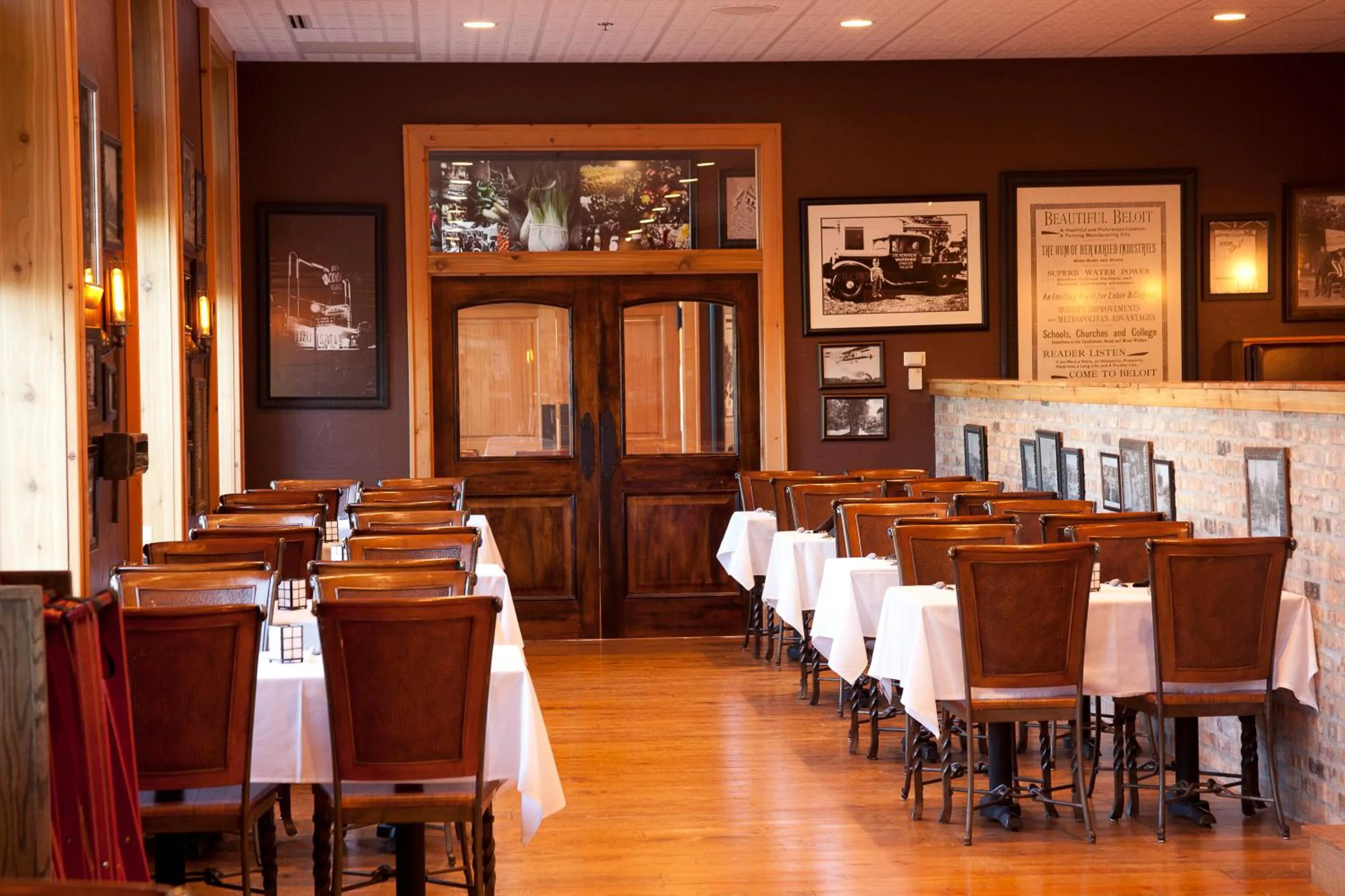 Restaurant/places to eat in Ironworks Hotel