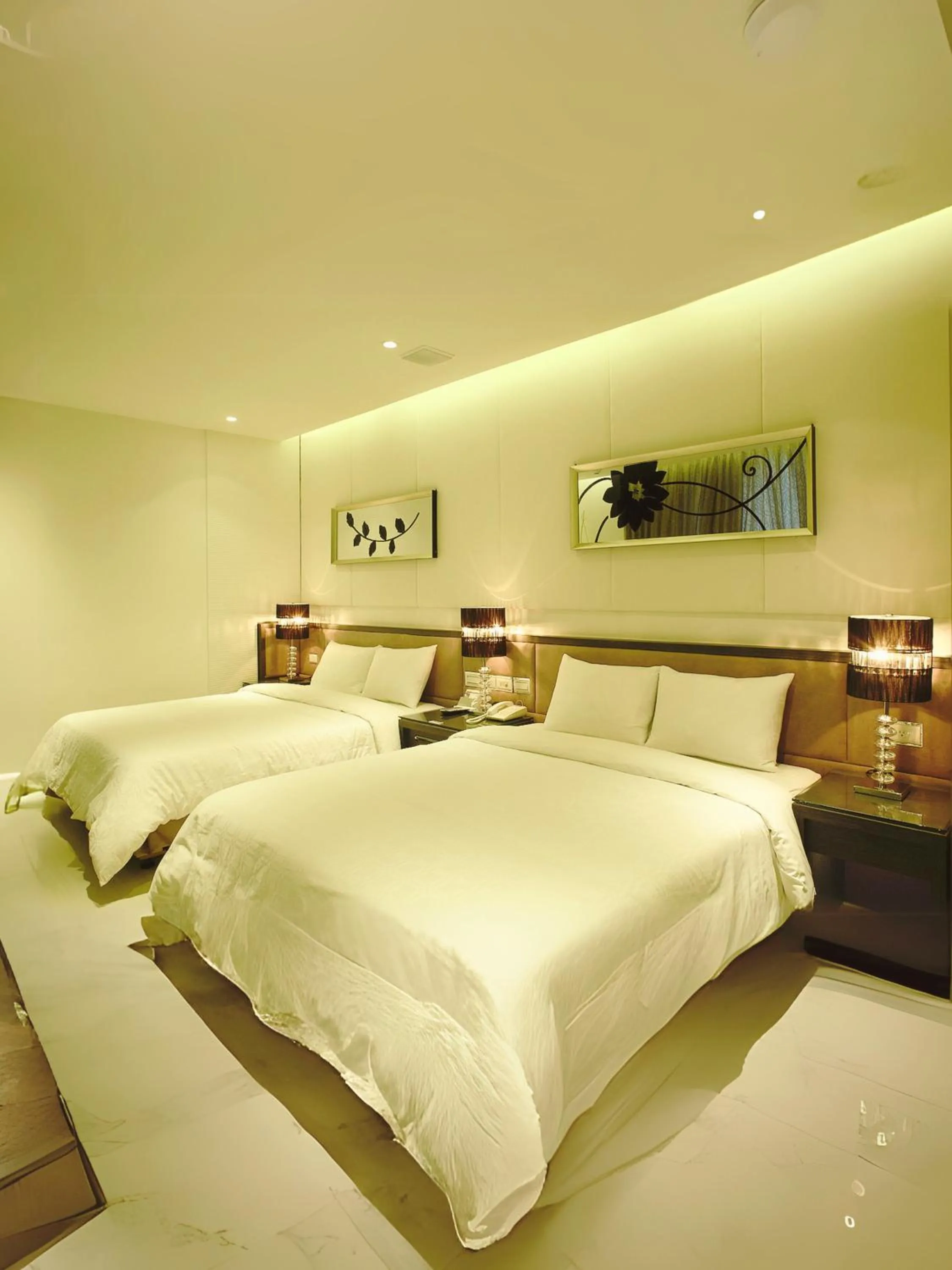 Photo of the whole room, Bed in Hsiangkelira Hotel