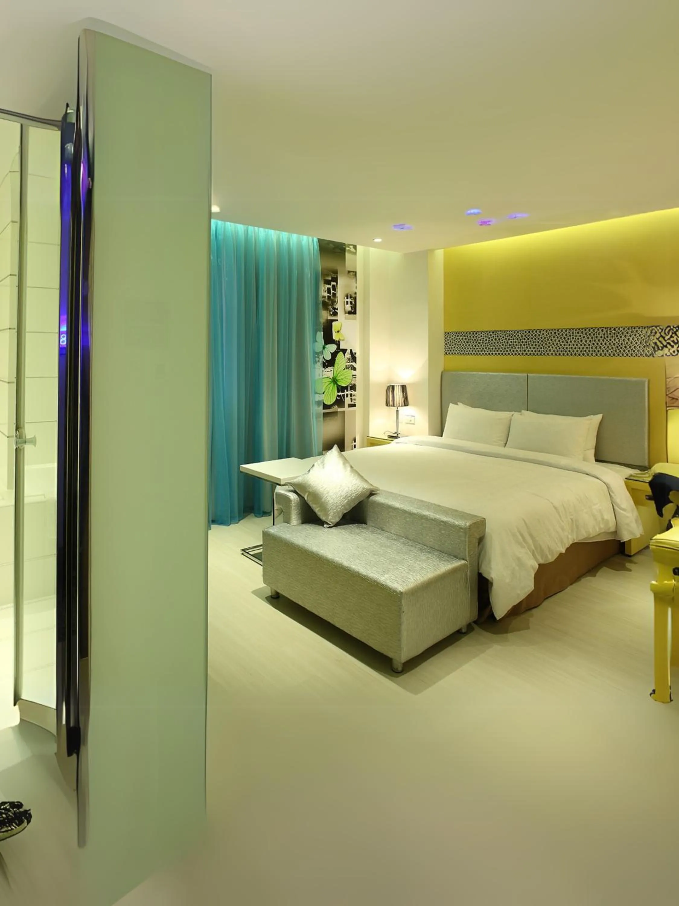 Photo of the whole room, Bed in Hsiangkelira Hotel