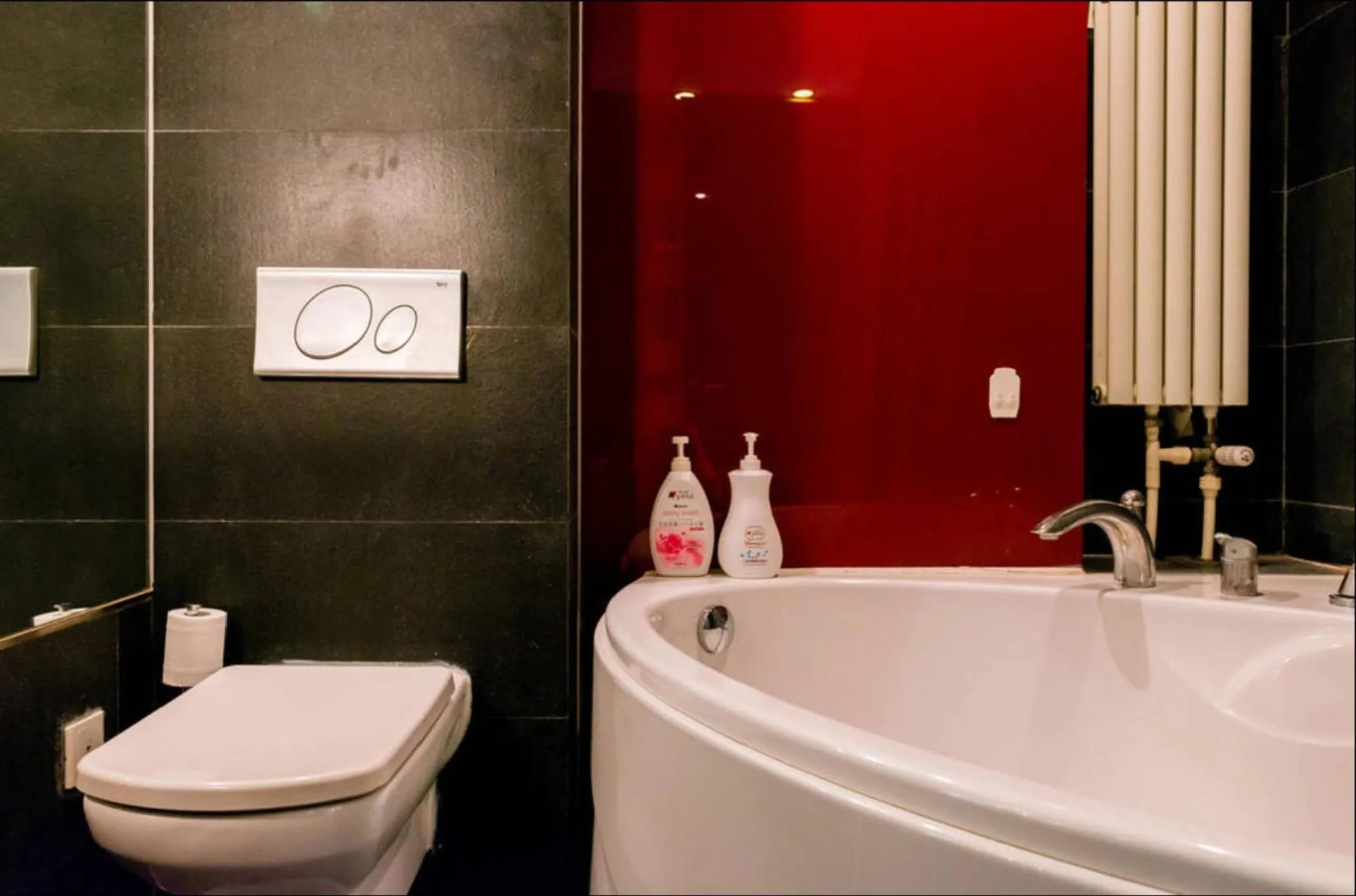 Toilet in Beijing Haisheng Apartment