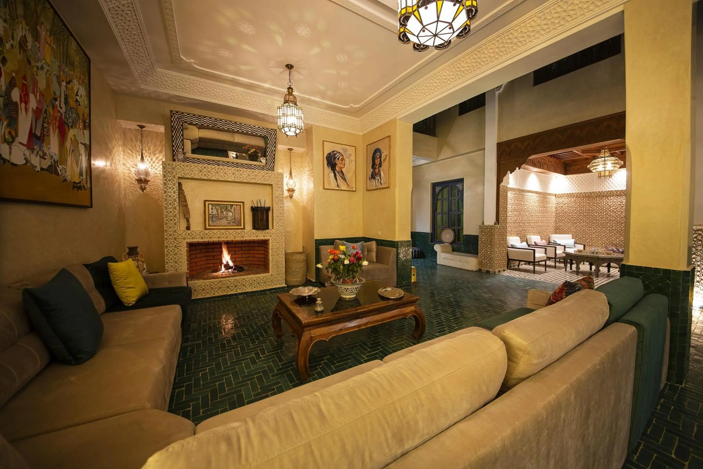 Living room in Riad Atrium & Spa