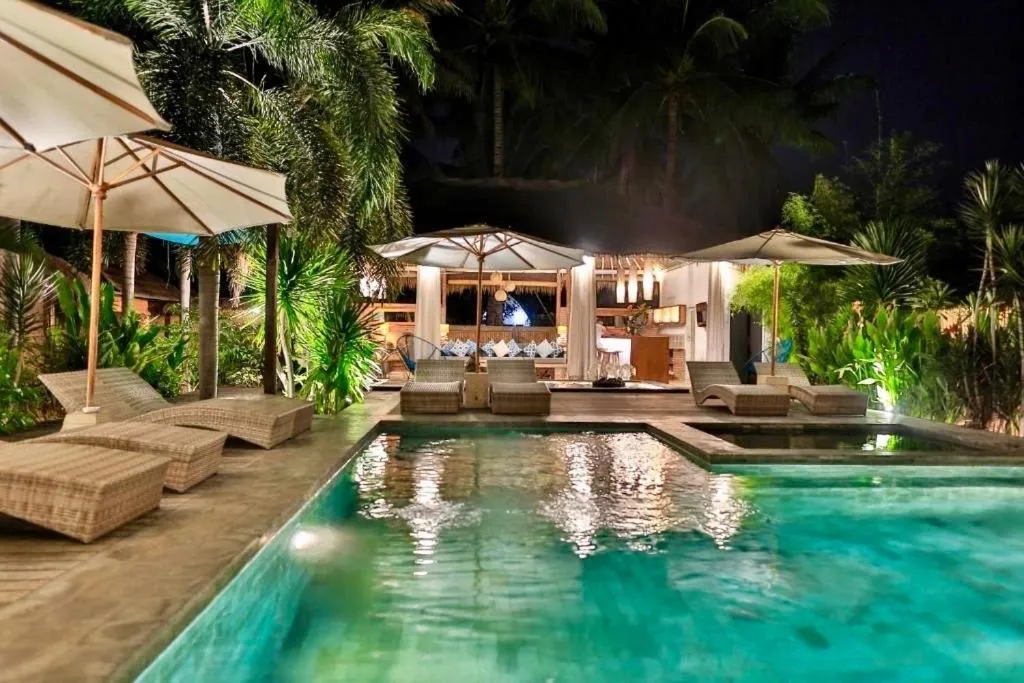 Garden in L'Archipel