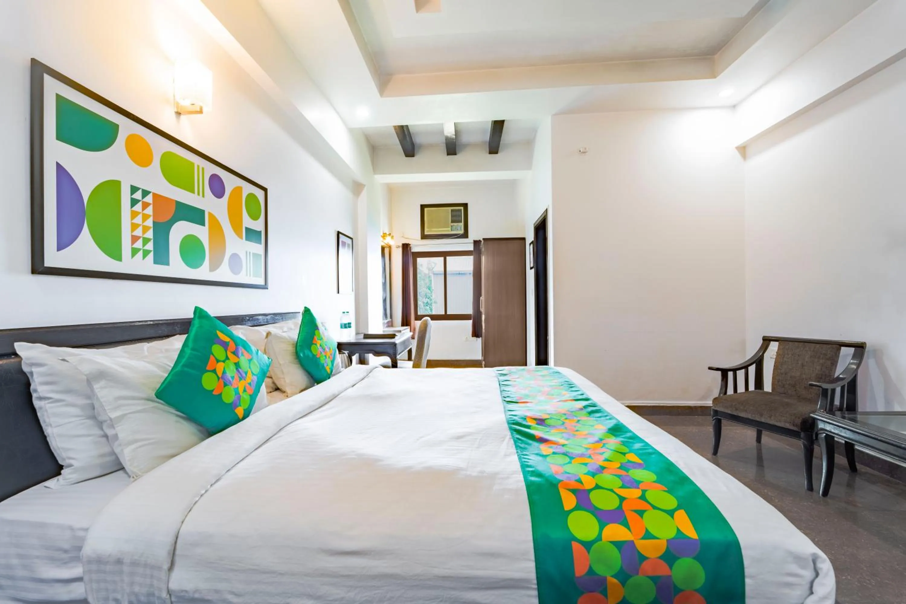 Bedroom, Bed in Treebo Shivam Inn Near Singapore Mall