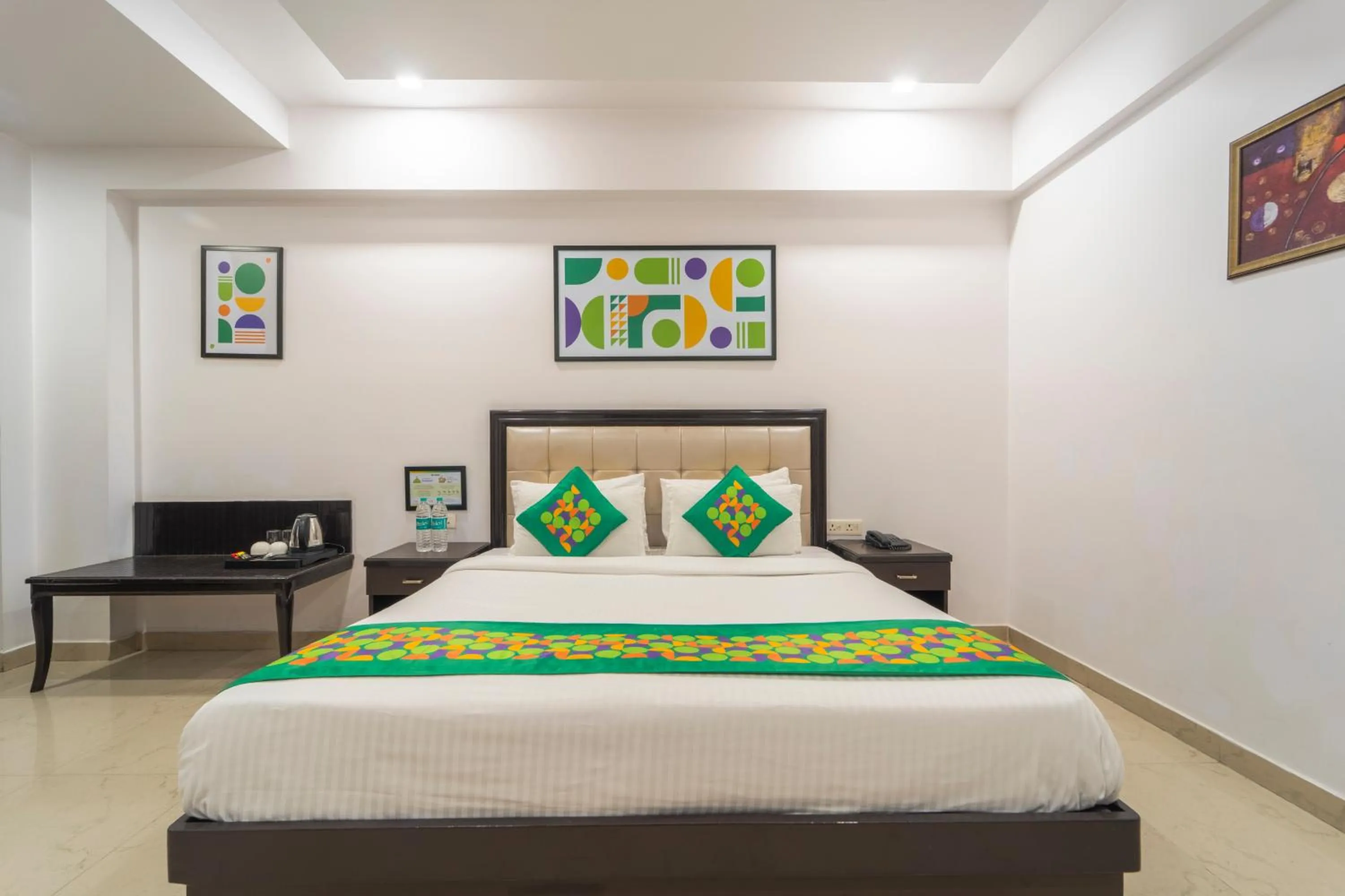 Bedroom, Bed in Treebo Shivam Inn Near Singapore Mall