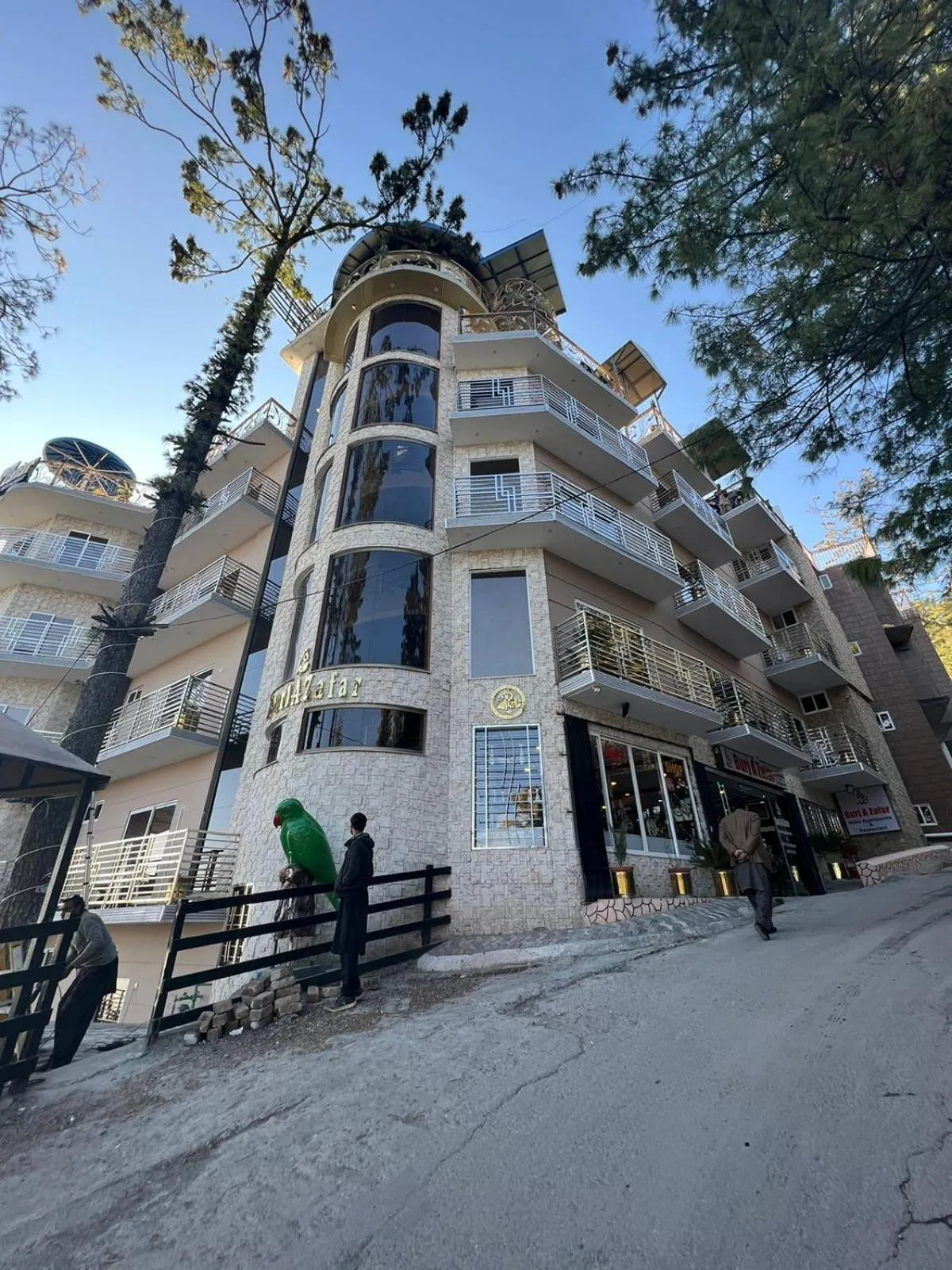 Property building in Burj A Zafar