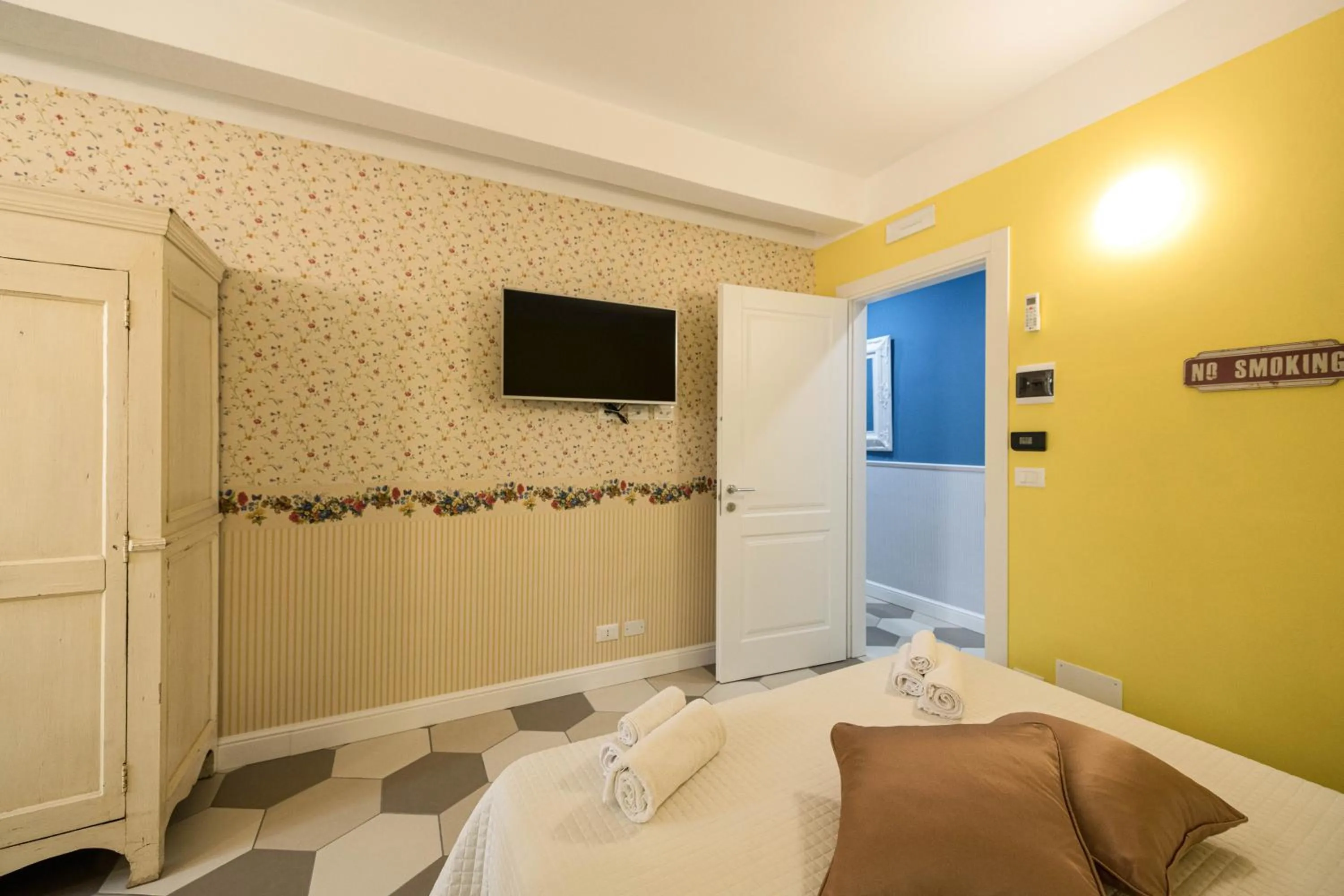 Photo of the whole room, Bed in Guest House - Il Cedro Reale