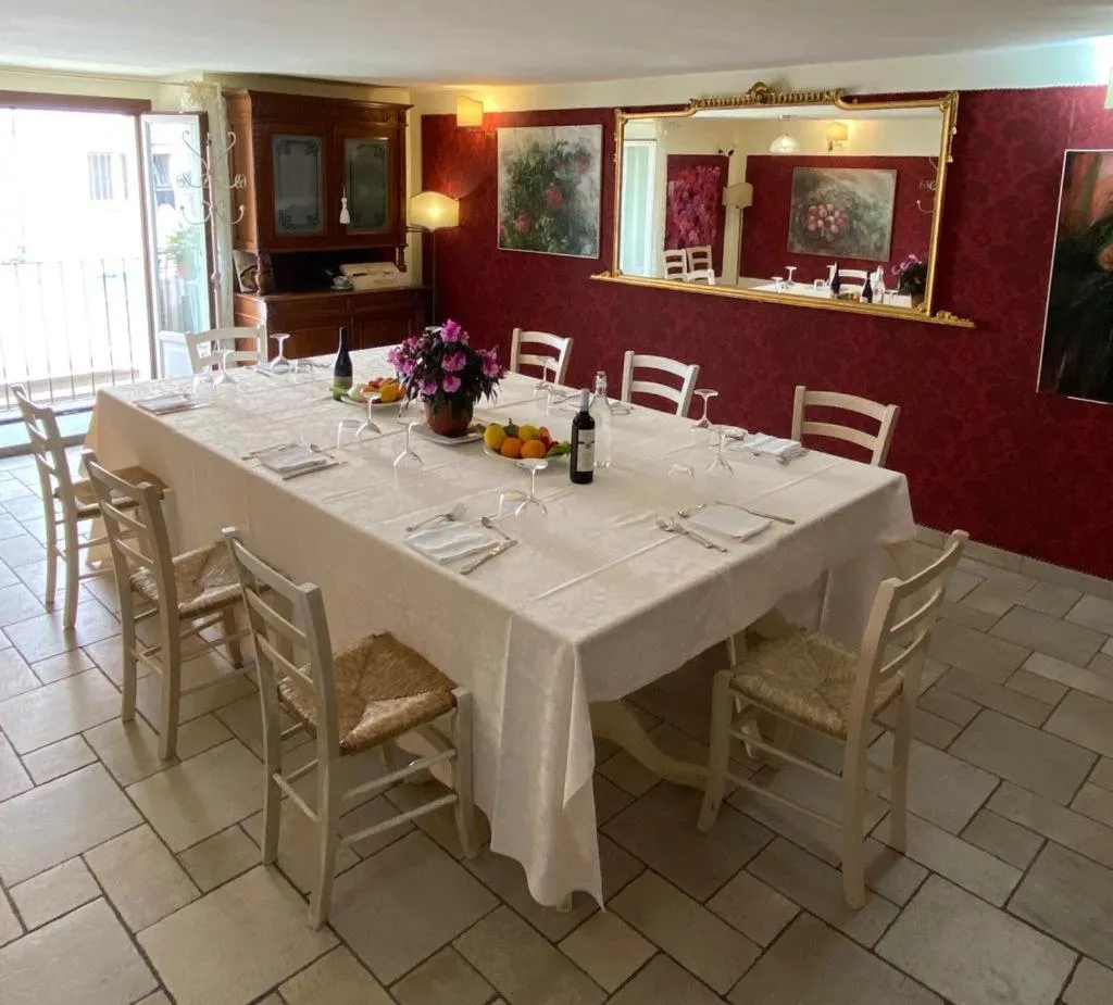 Food and drinks in Guest House - Il Cedro Reale