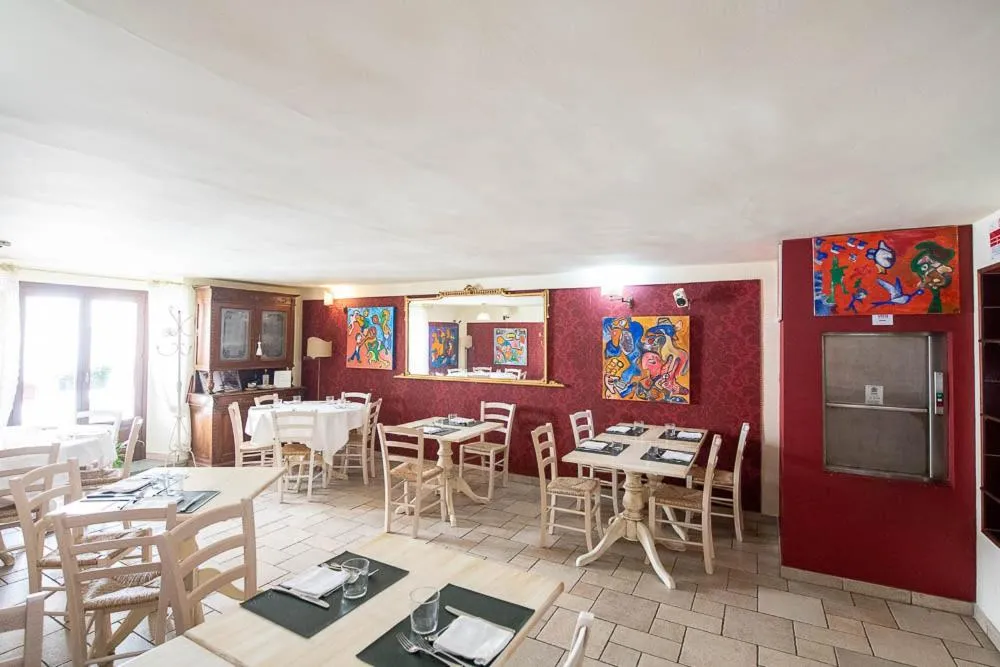 Restaurant/places to eat in Guest House - Il Cedro Reale