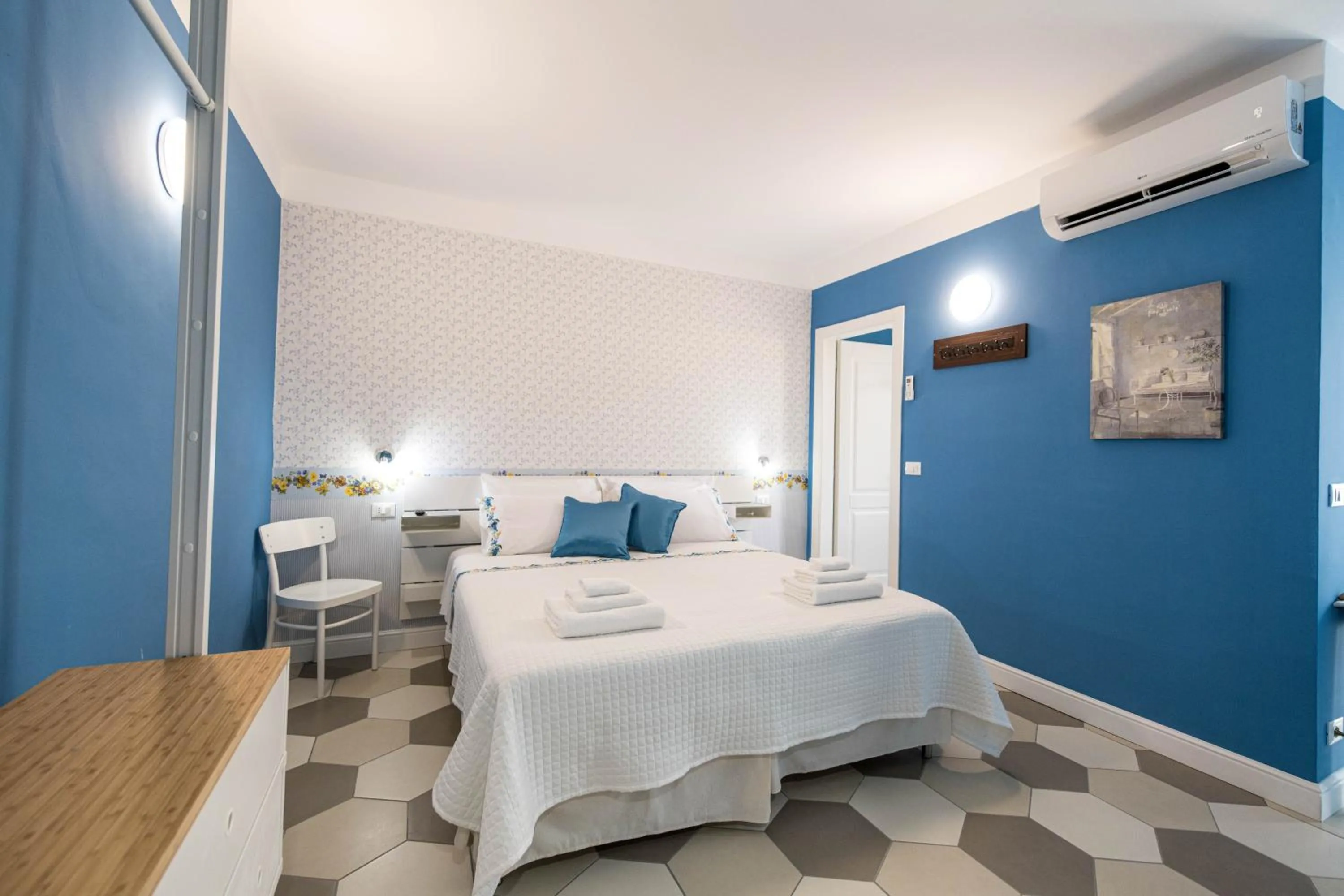 Photo of the whole room, Bed in Guest House - Il Cedro Reale