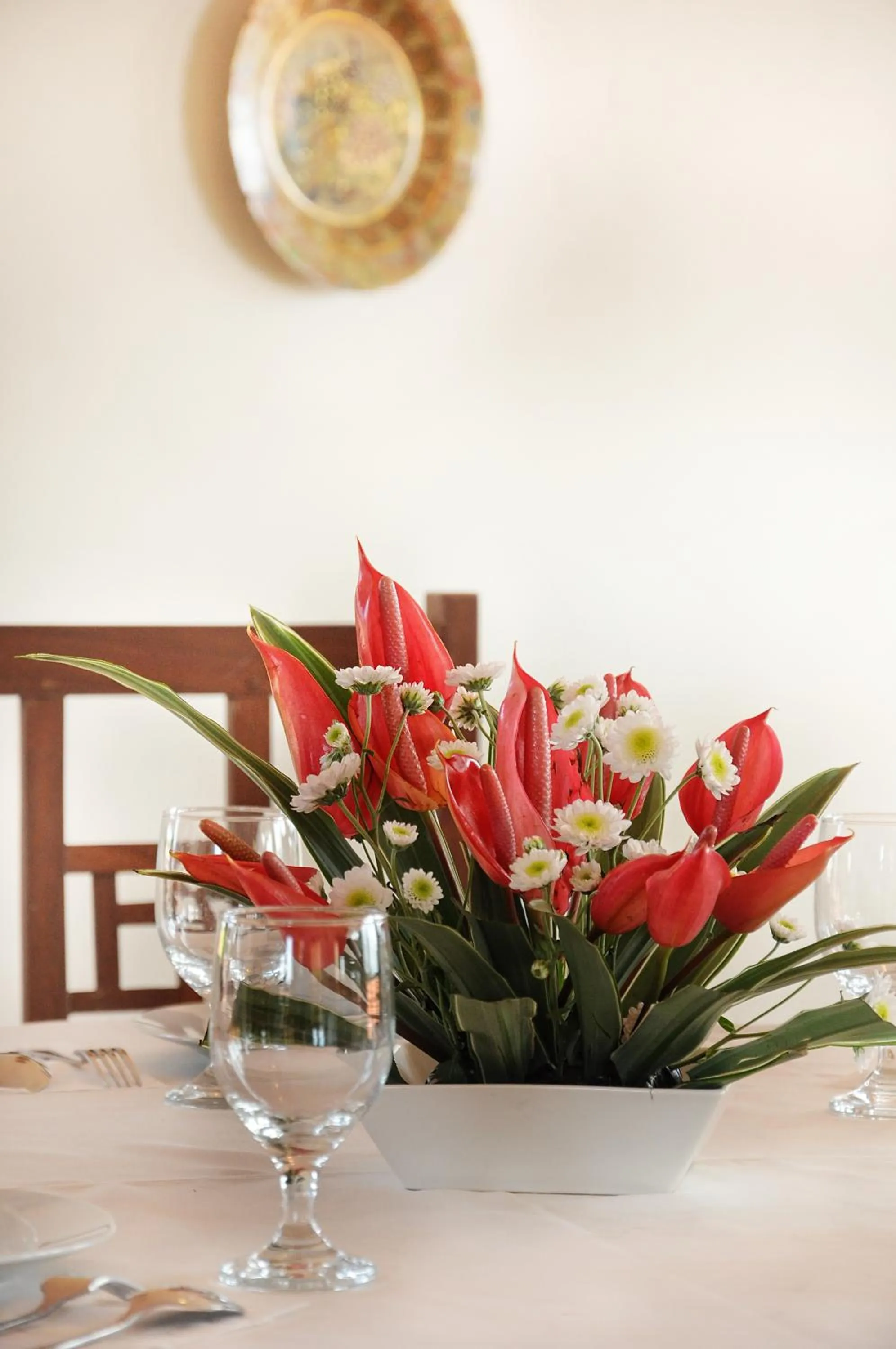 Restaurant/places to eat in Tetirah Boutique Hotel Salatiga