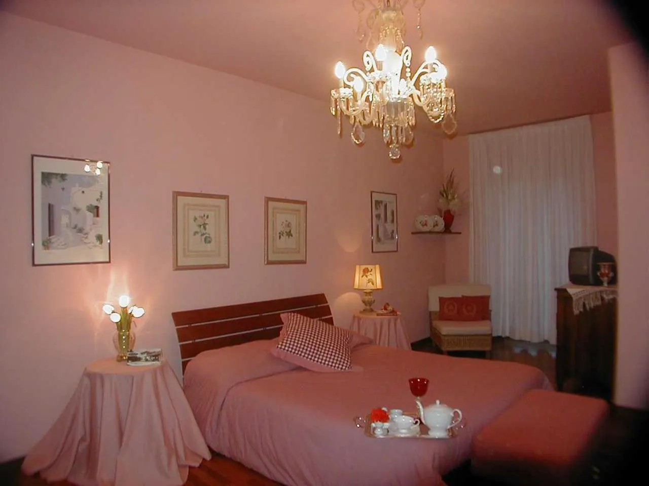 Photo of the whole room in Torre dei Frati Bed & Breakfast